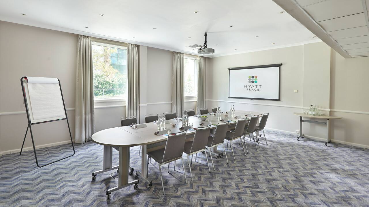 Hyatt Place London Heathrow Airport Meeting Room Boardroom