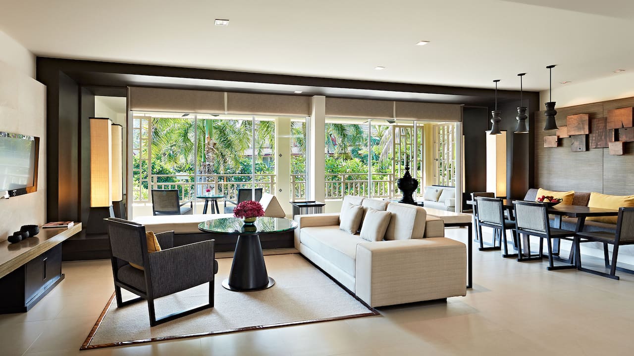 Suite Living Room