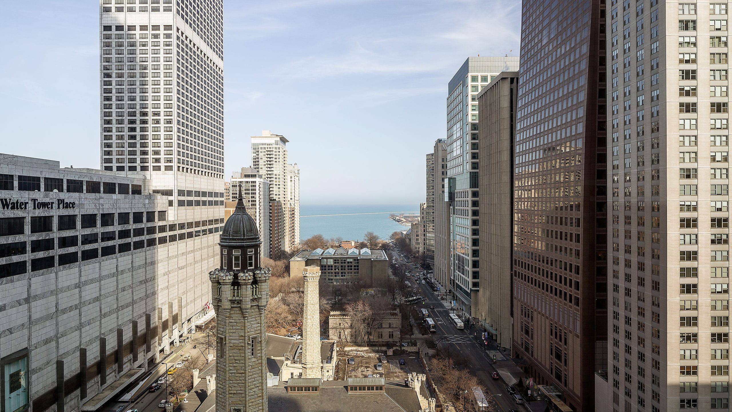 Downtown Chicago Hotel Deals Packages Park Hyatt Chicago   Park Hyatt Chicago P366 Lake Michigan And Water Tower View.16x9 