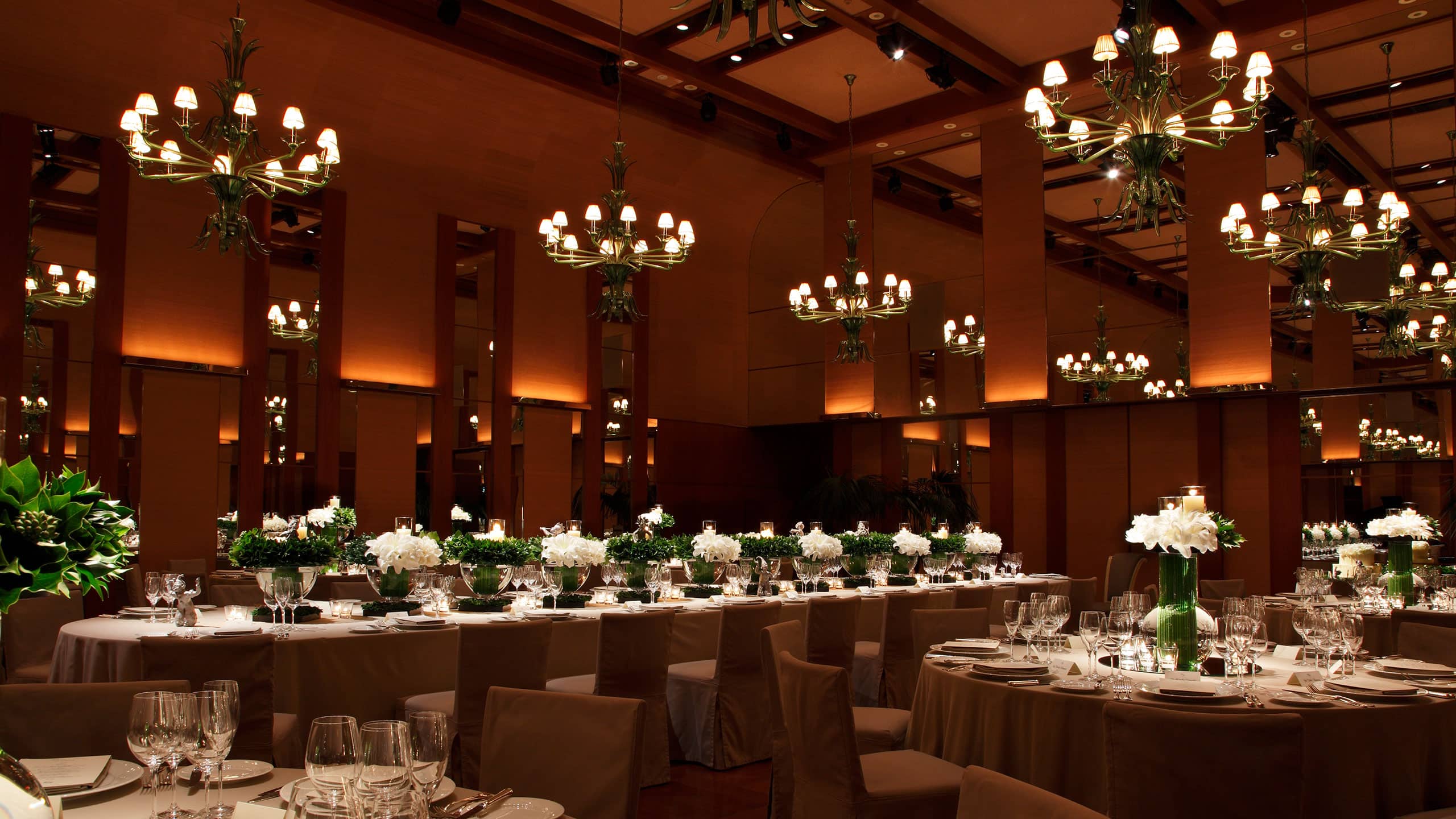 1/1 Park Hyatt Tokyo Venetian Room Wedding
