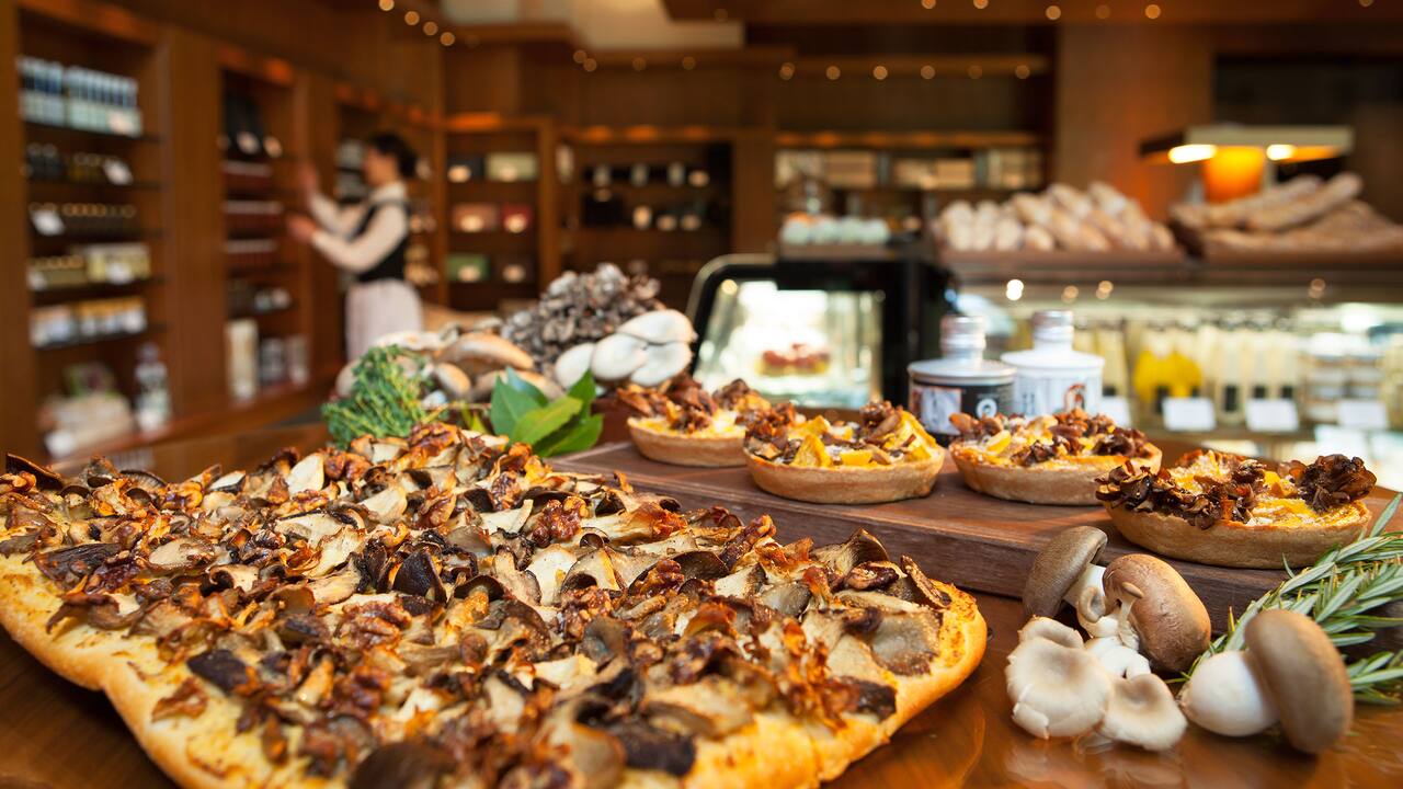 5 Star Luxury Hotels in Shinjuku, Japan Park Hyatt Tokyo