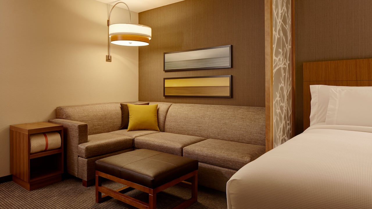 Cozy Corner with Sofa Sleeper - Hyatt Place Madison/Verona