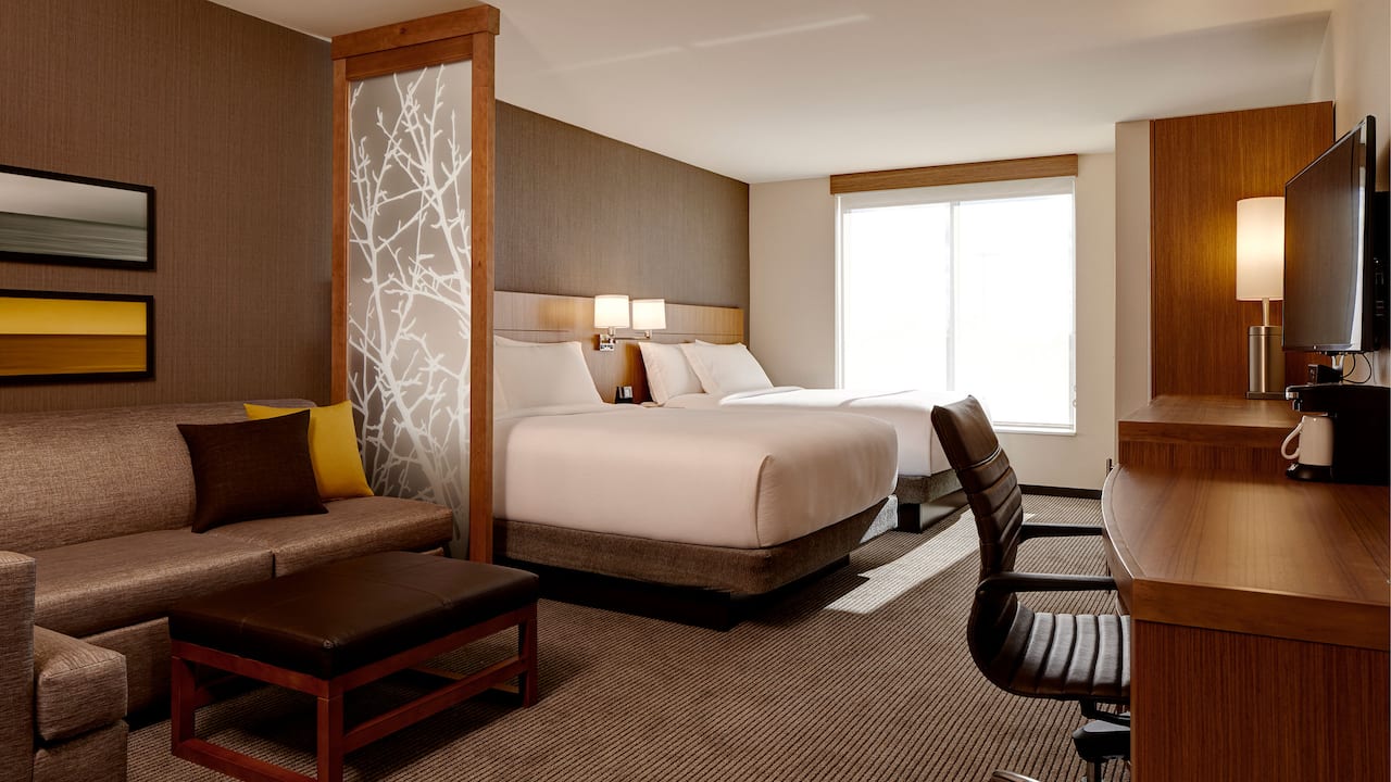 Double Queen Guestroom - Hyatt Place Madison/Verona