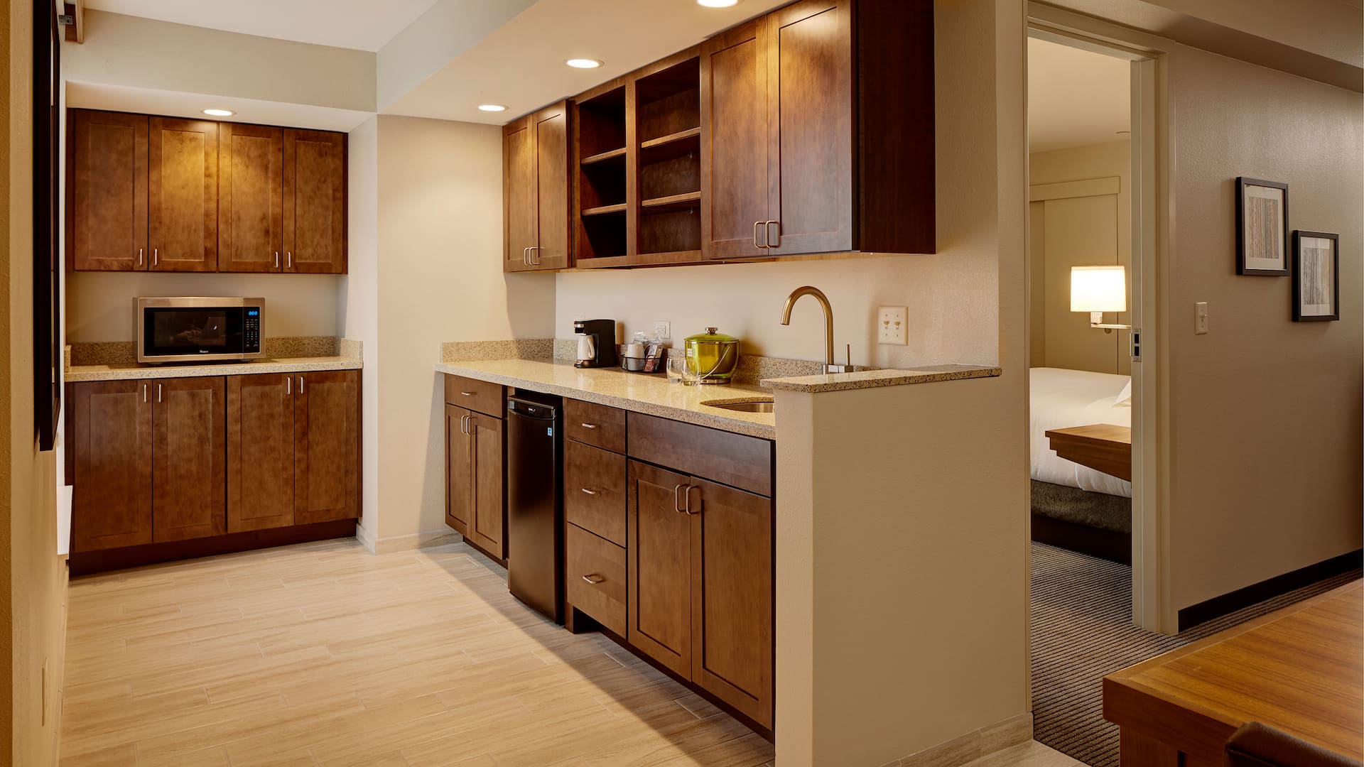 Hyatt Place Madison / Verona One Bedroom Suite Kitchen Area