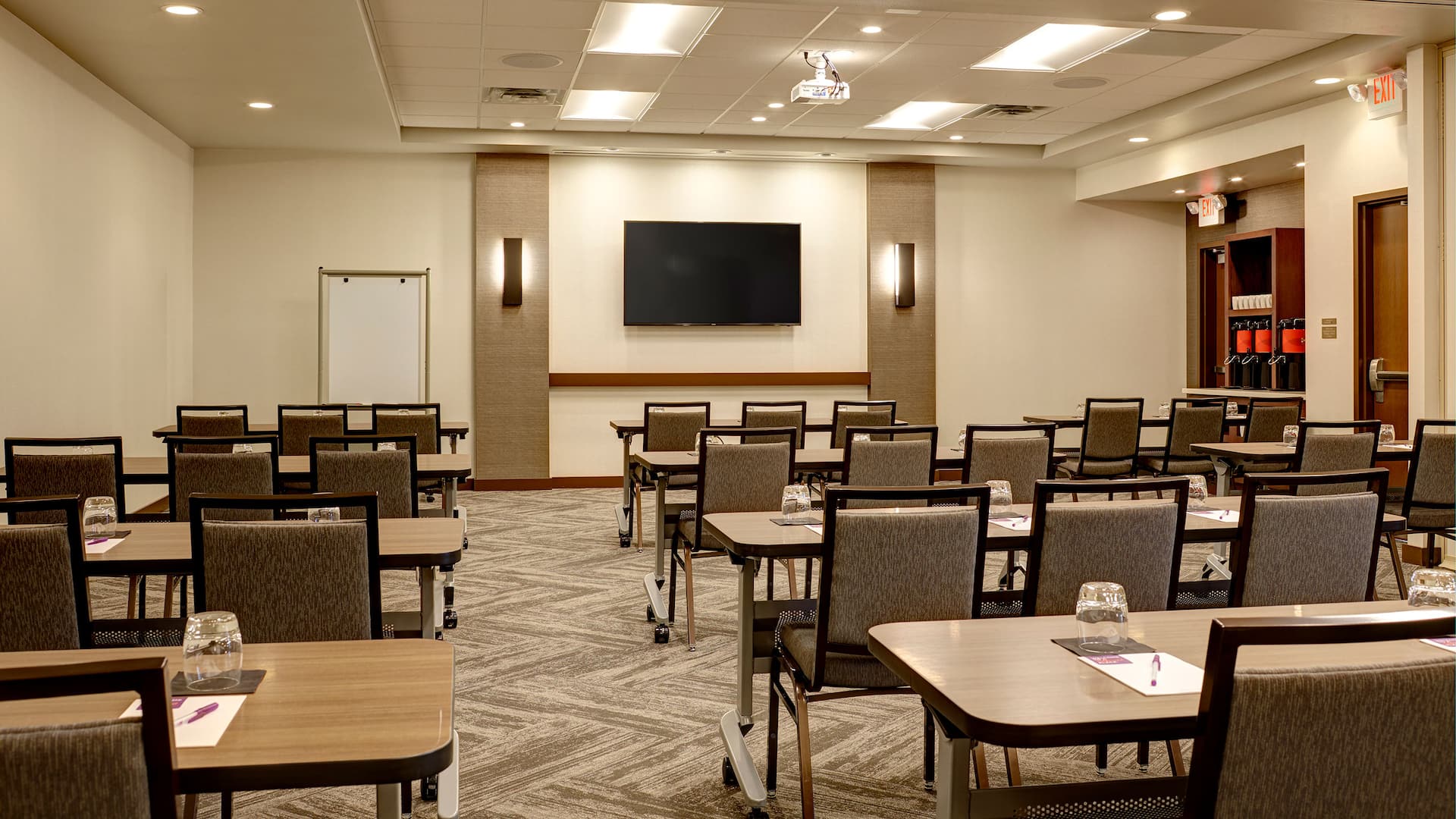 Hyatt Place Madison / Verona Meeting Place Classroom