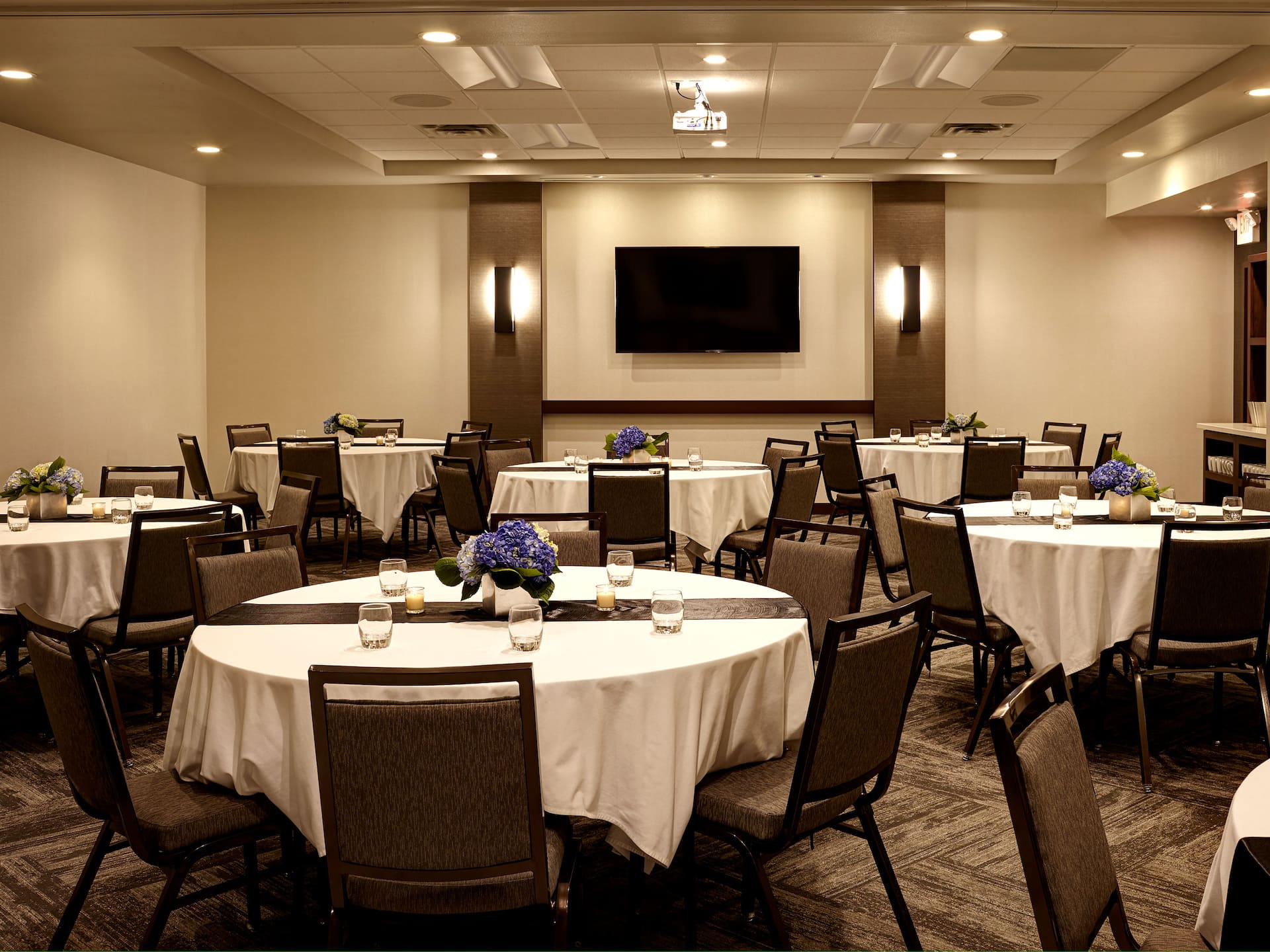 Hotel near Epic Systems Corporation | Hyatt Place Madison / Verona