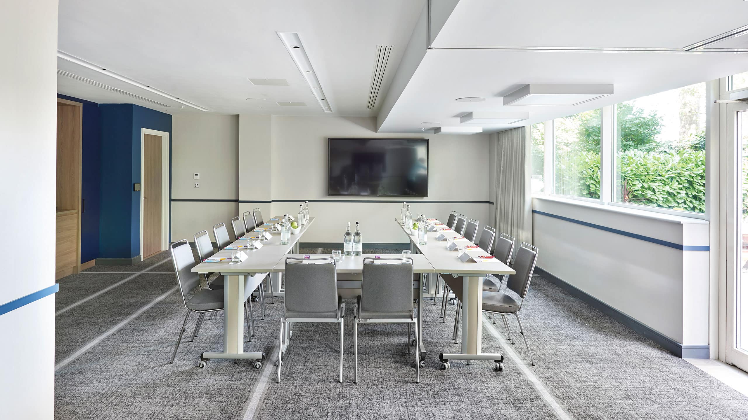 Hyatt Place London Heathrow Airport Meeting Place