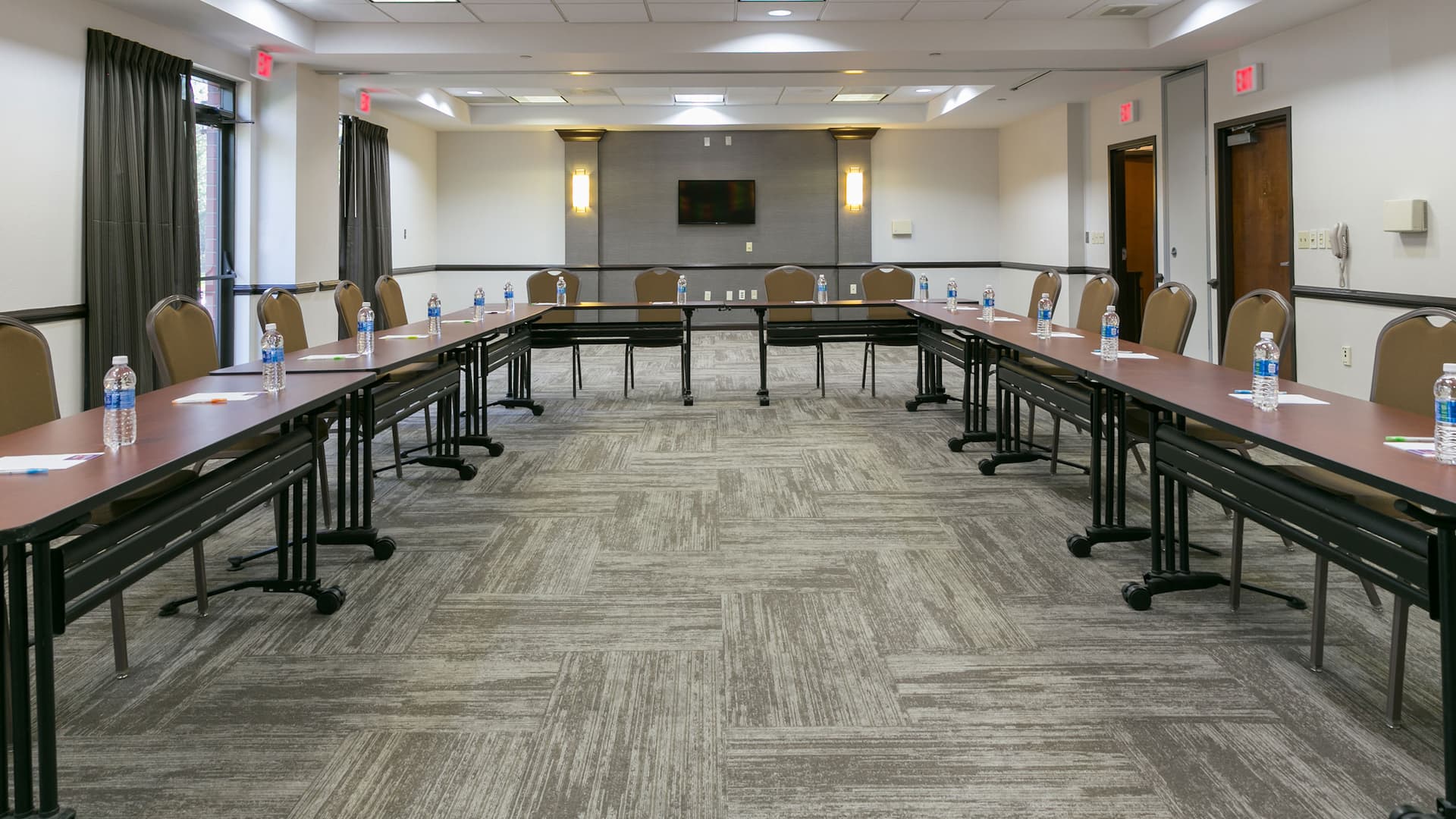 Hyatt Place Nashville/Franklin/Cool Springs U Shape Room
