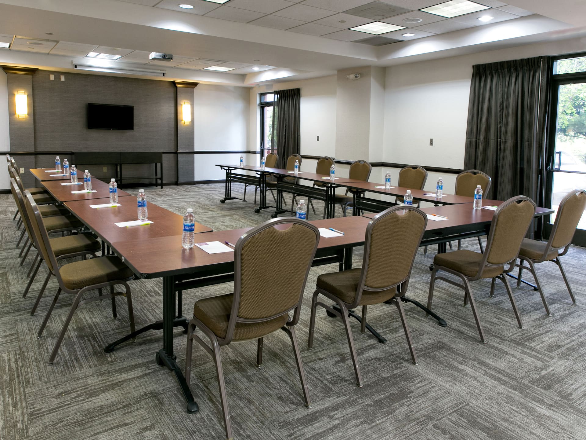 Hyatt Place Nashville/Franklin/Cool Springs U Shape