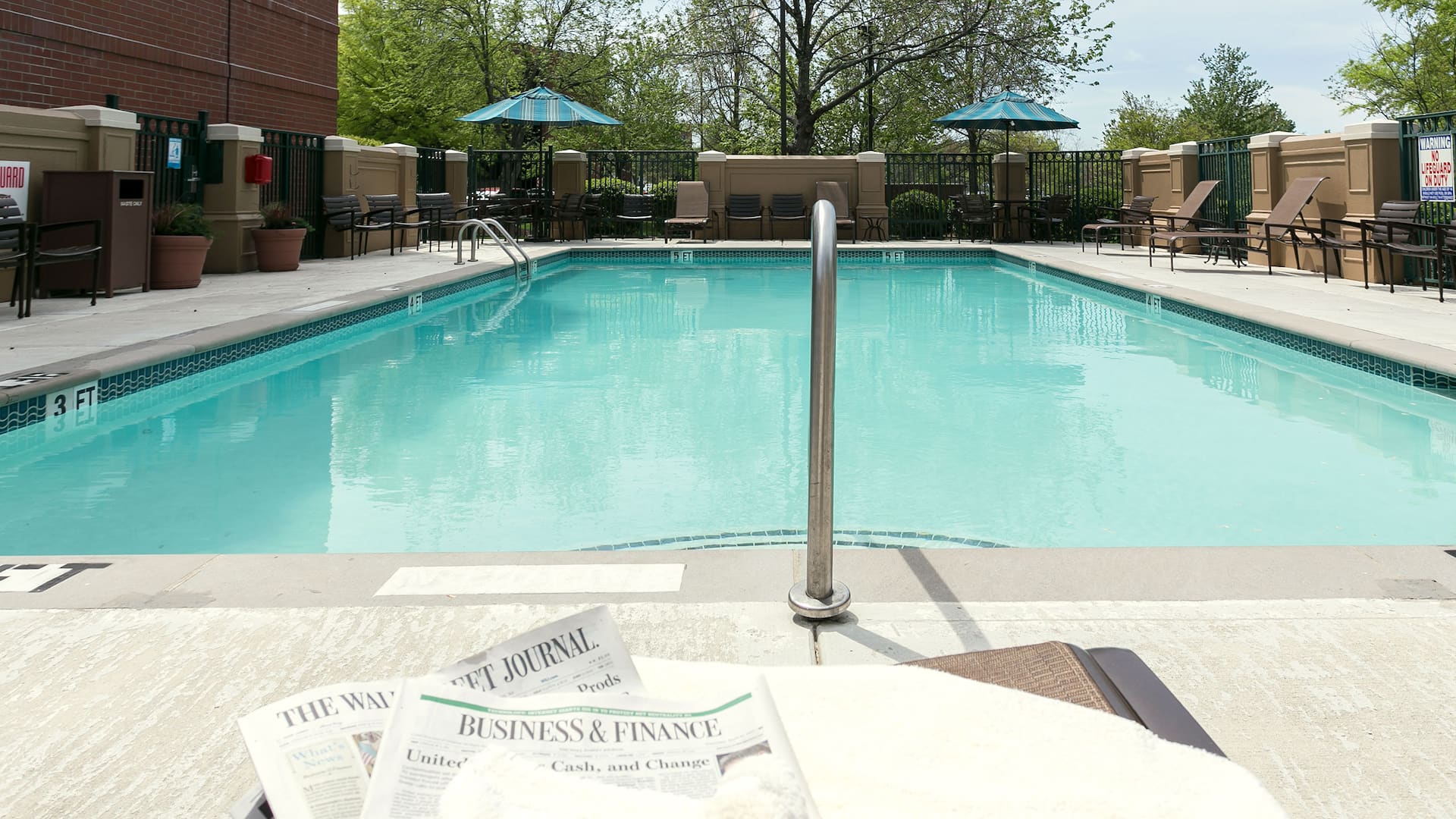 Hyatt Place Nashville/Franklin/Cool Springs Pool Newspaper