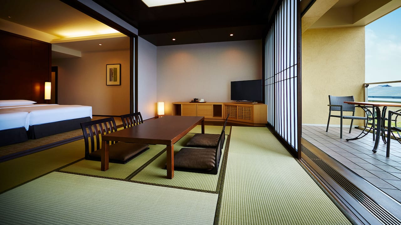 Deluxe Twin Tatami Room