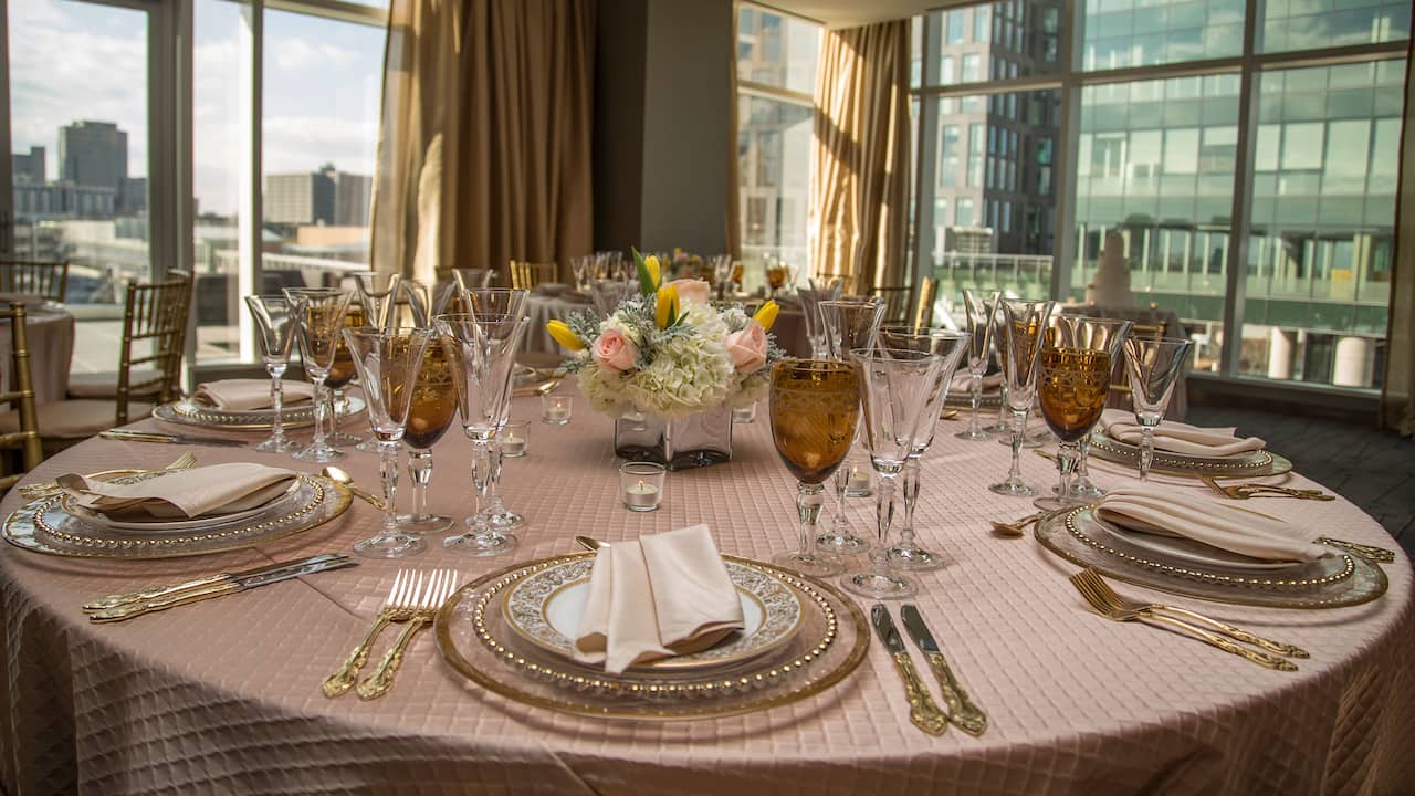 Table Set Wedding