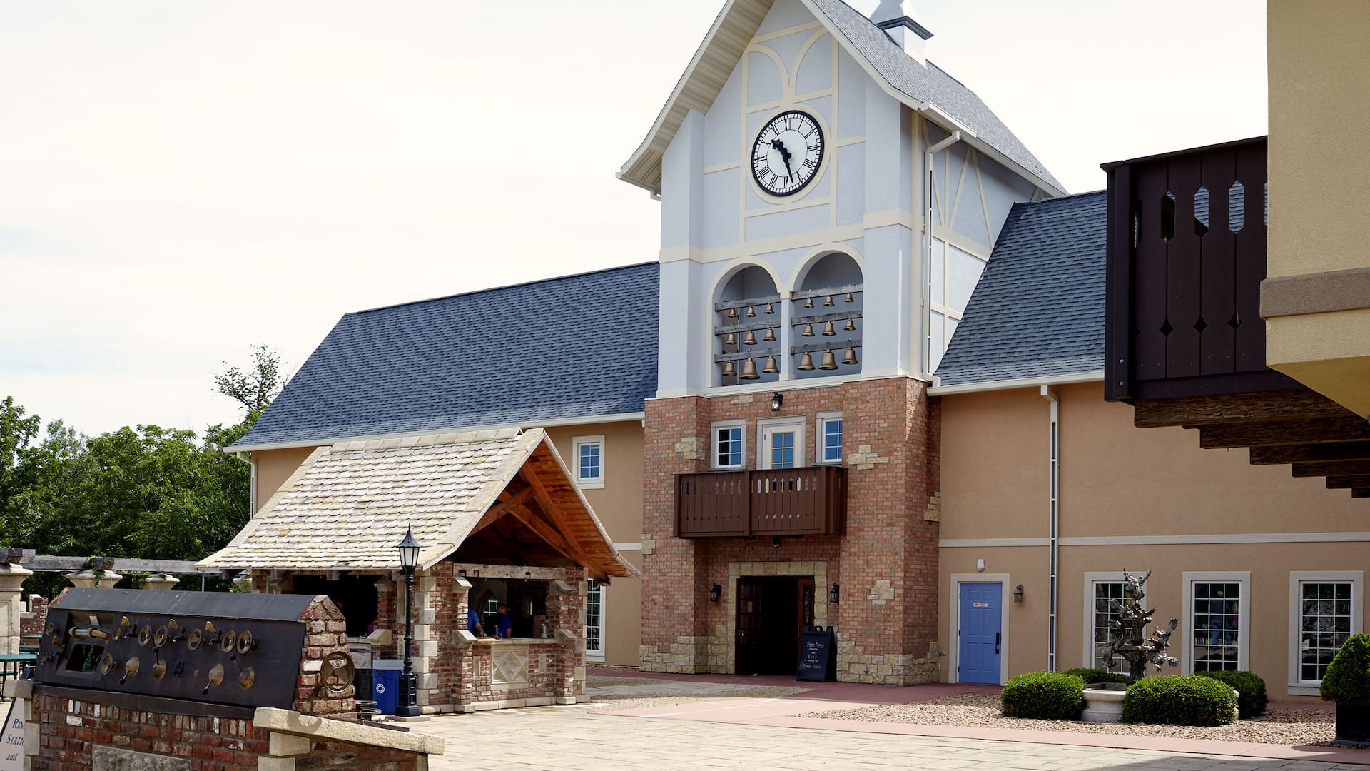 Hyatt Place Madison / Verona New Glarus Clock
