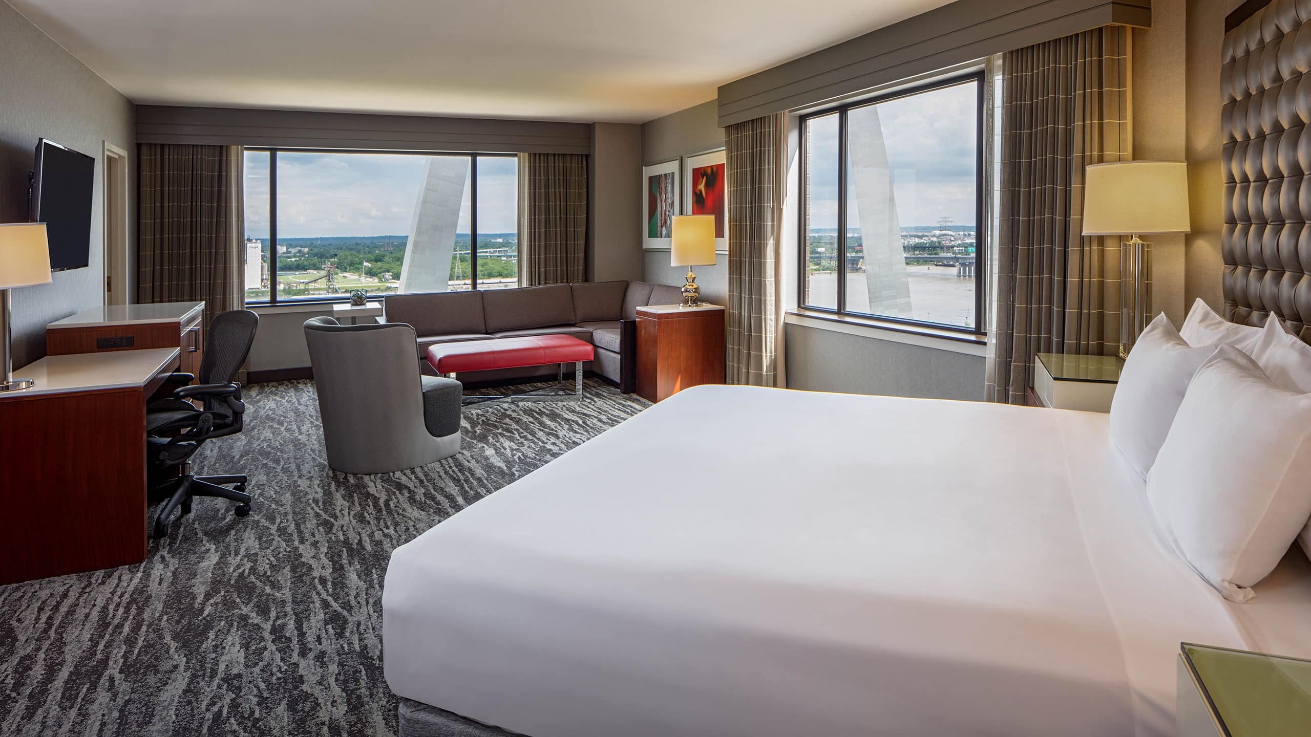 Downtown St. Louis, MO Hotels | Hyatt Regency St. Louis at The Arch