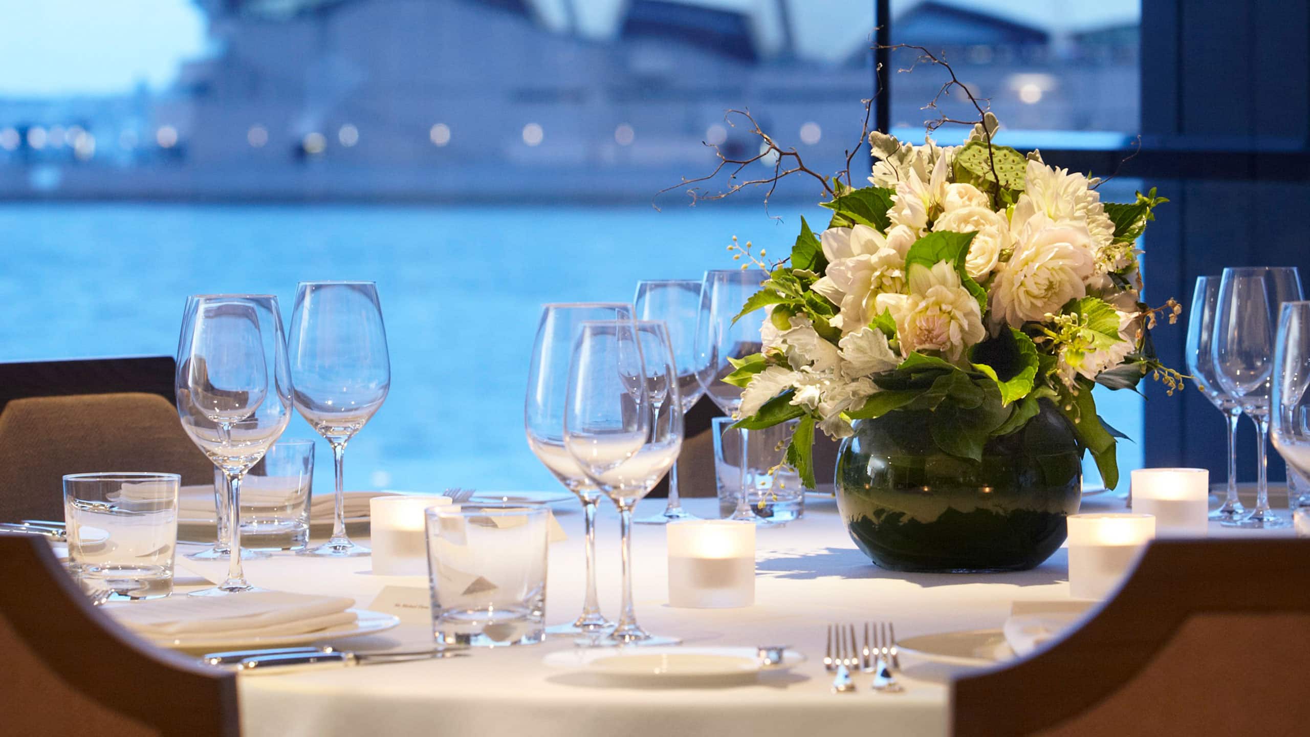 2 of 3 Park Hyatt Sydney Guest House Wedding Cameo
