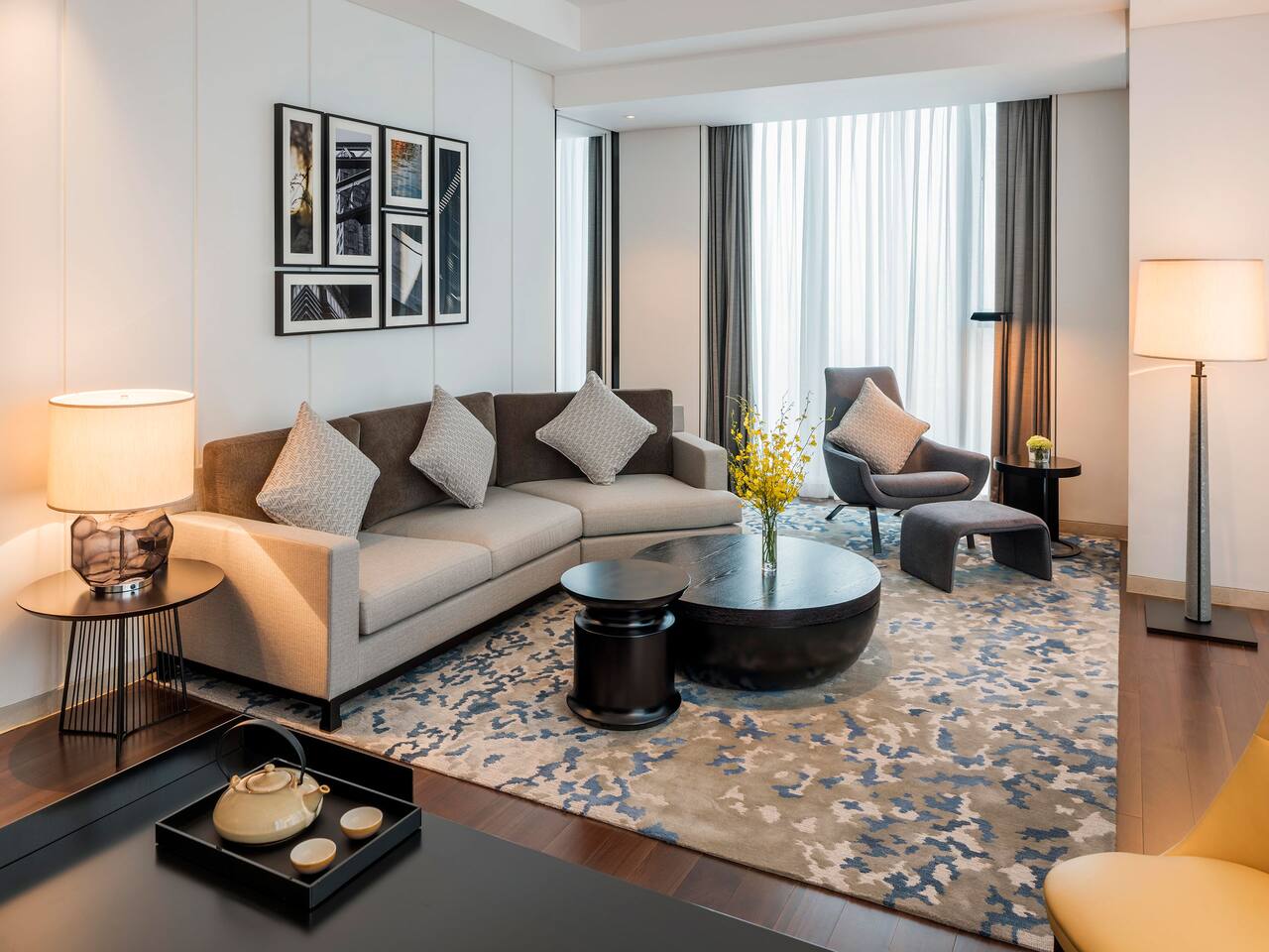 Regency Suite Living Room
