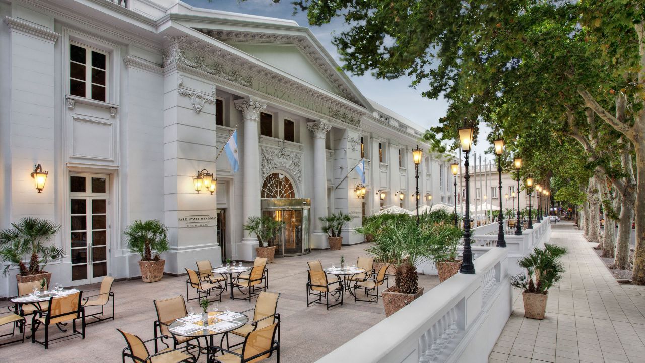 5 Stars Hotel In Mendoza Park Hyatt Spa Facade Lateral View