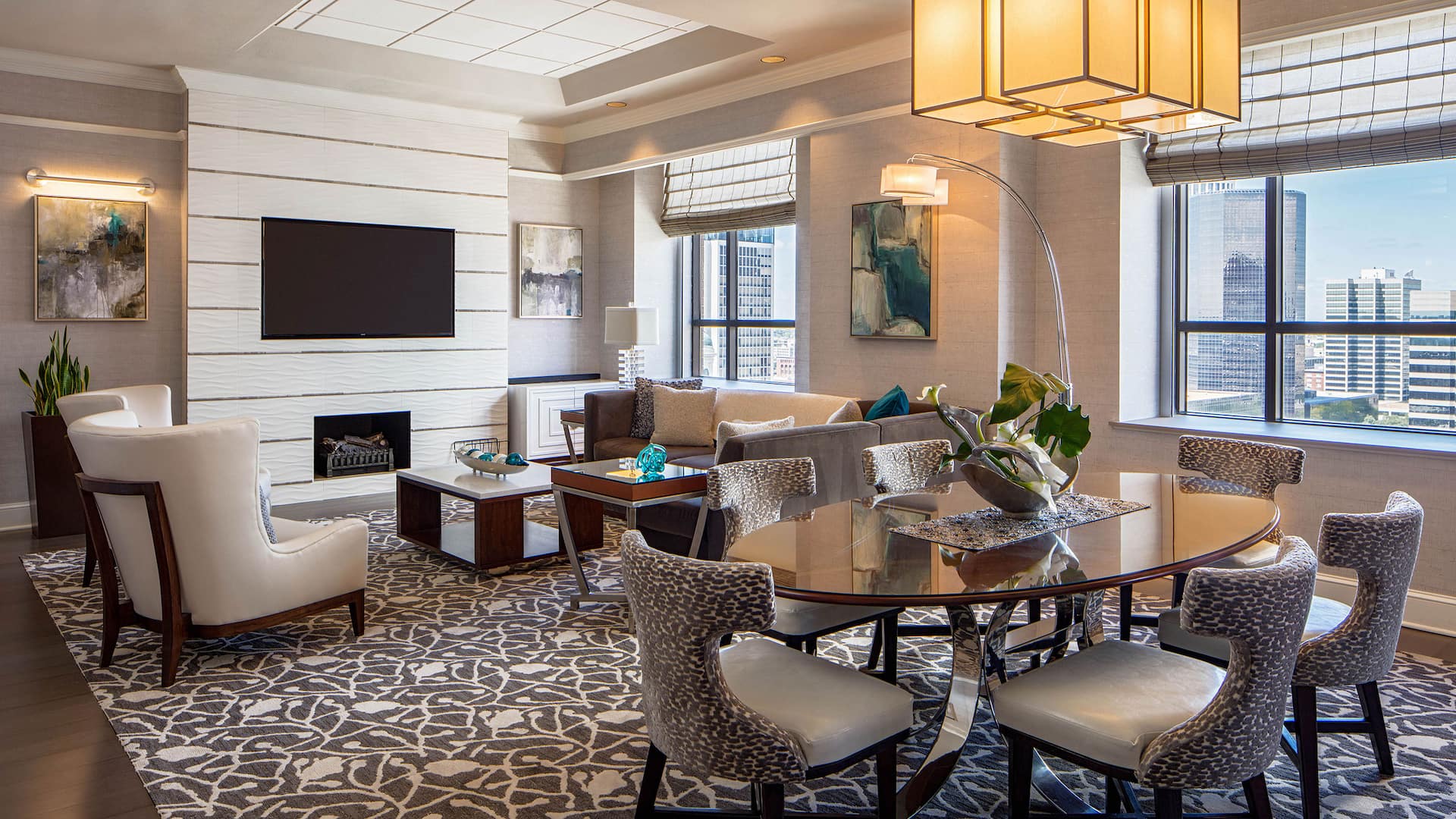 Hyatt Regency St. Louis at The Arch Regency Suite