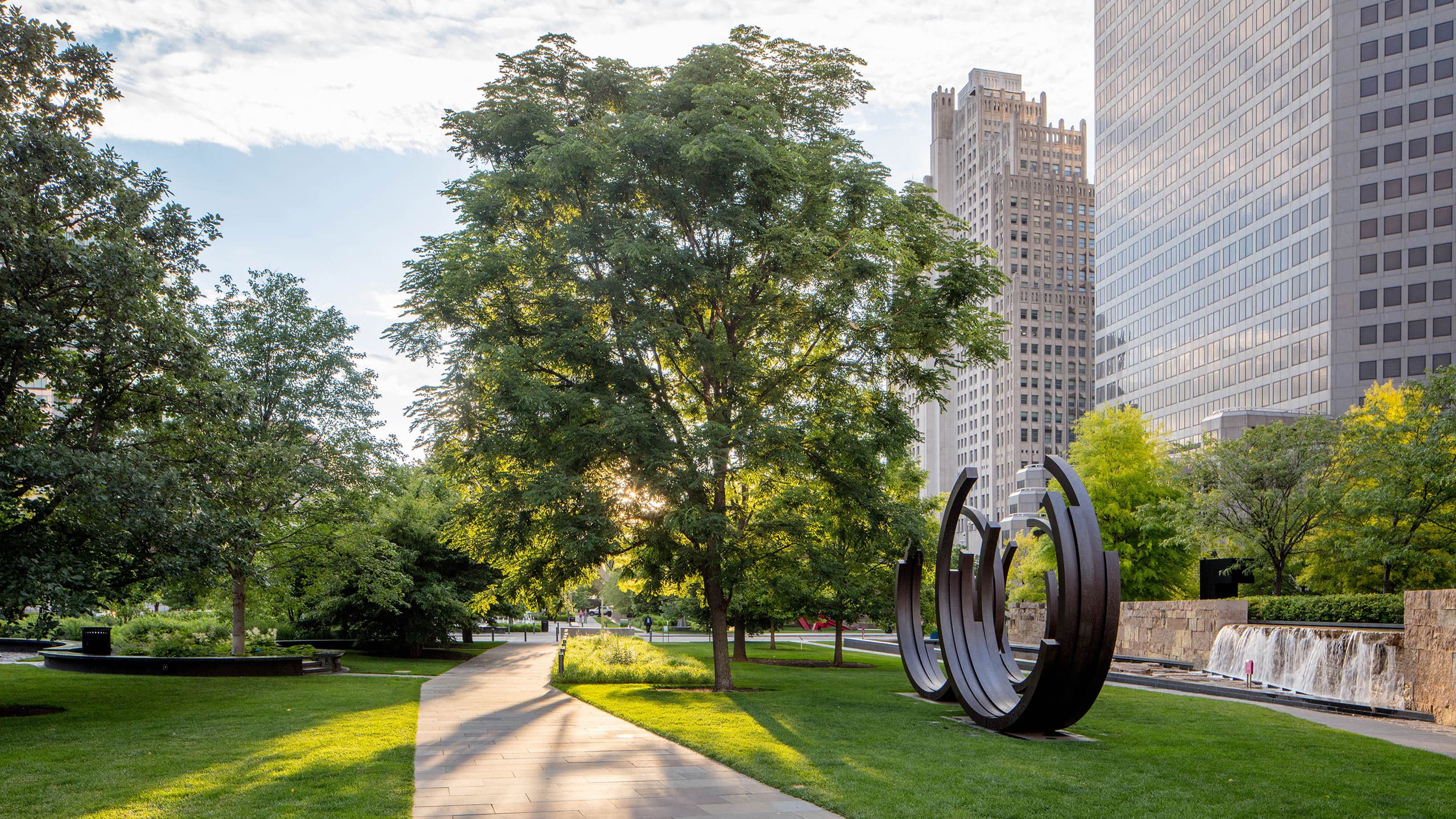 Hyatt Regency St. Louis at The Arch Citygarden Sculpture