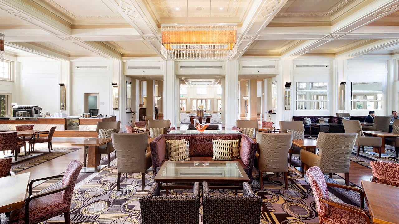 Lobby, daytime sunlight