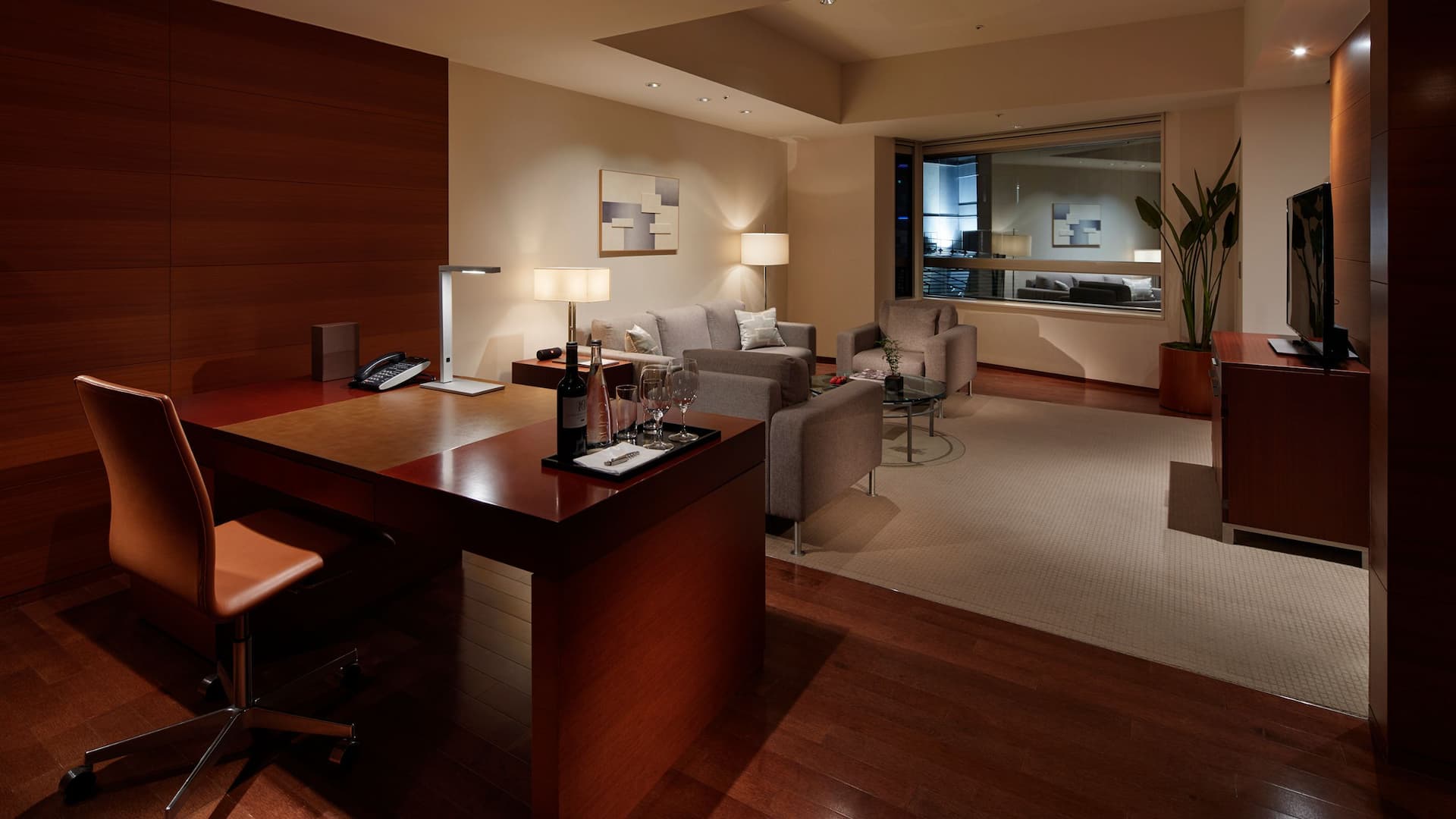 Grand Hyatt Tokyo Grand Suite King Living Room