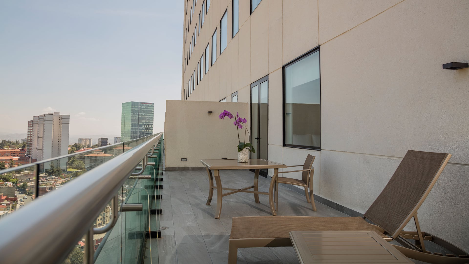Hyatt House Mexico City/Santa Fe Suite Terrace