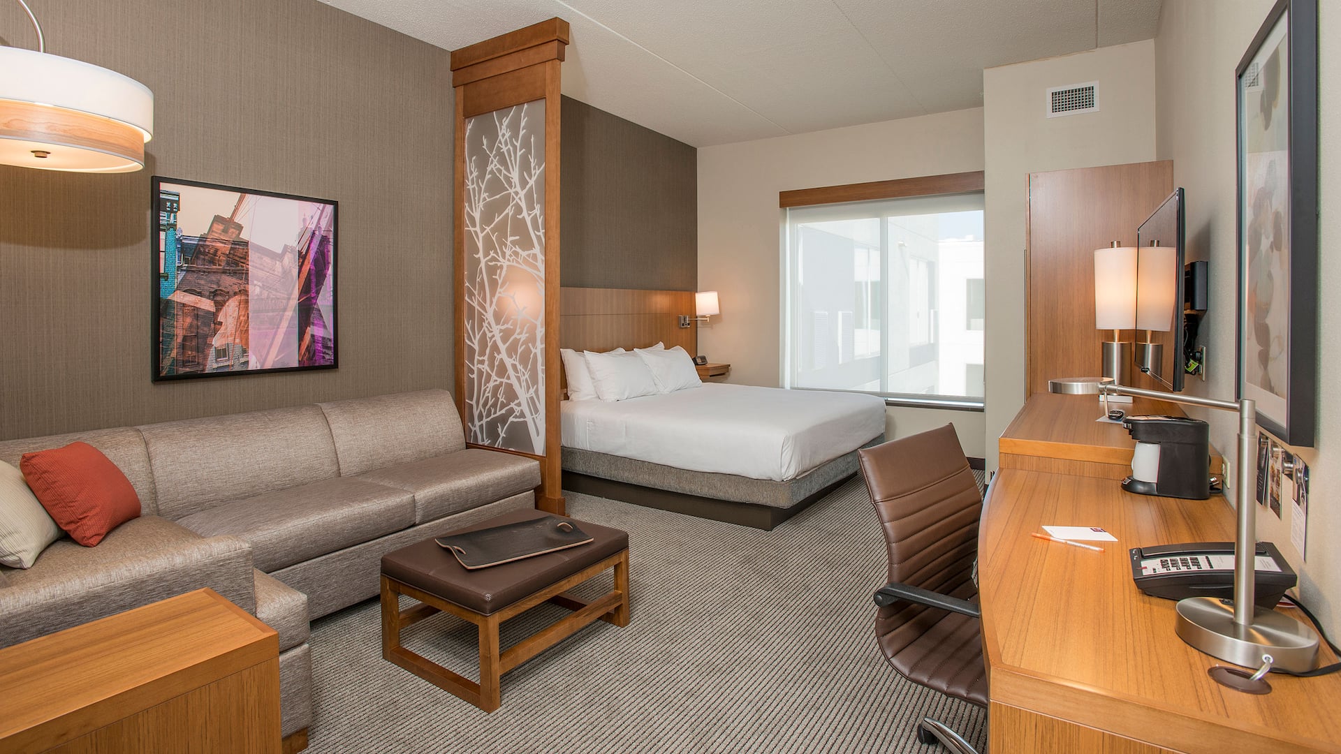 Hyatt Place Cincinnati / Sharonville Convention Center King Room