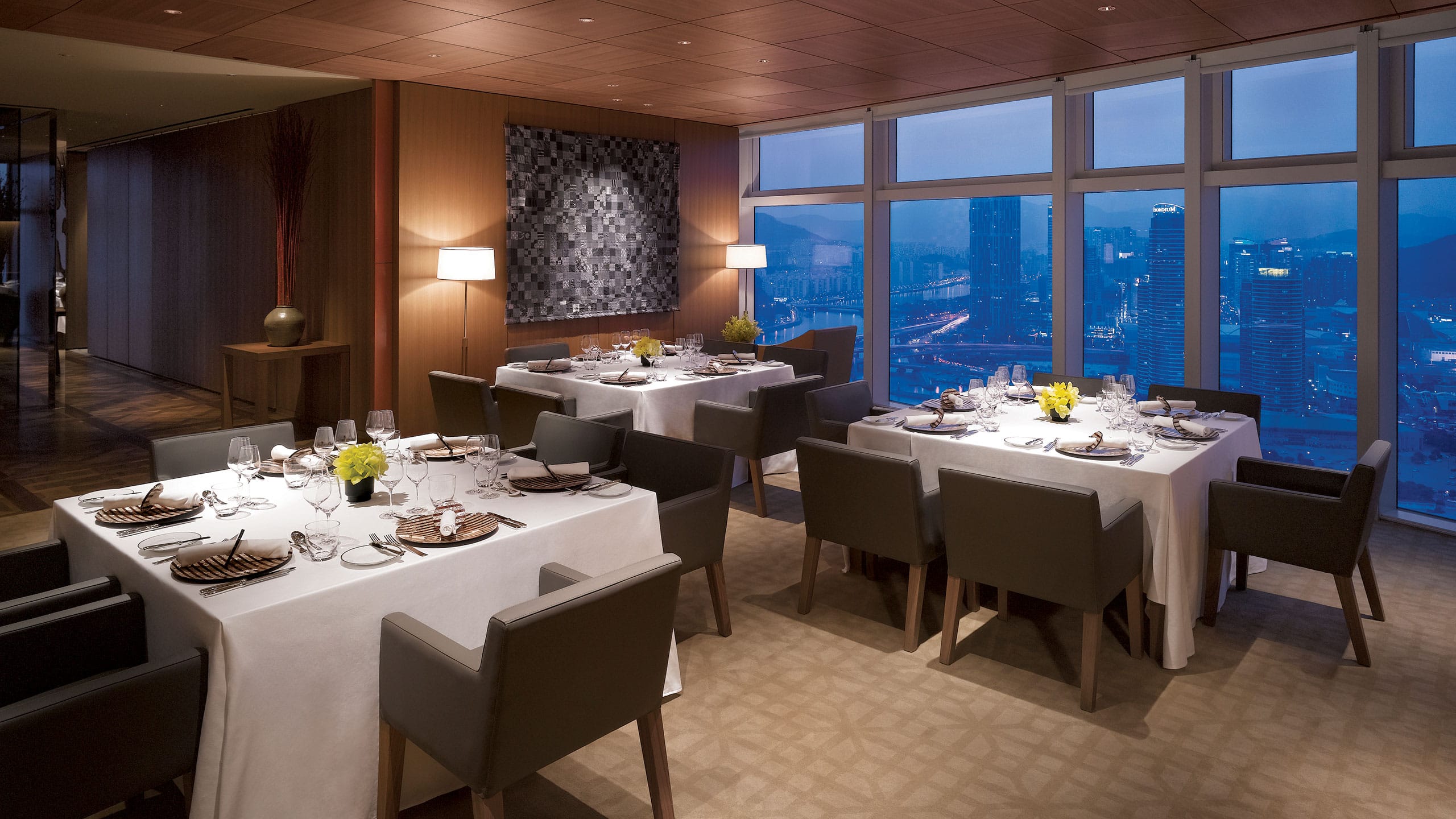 Park Hyatt Busan Drawing Room Western Menu Setup