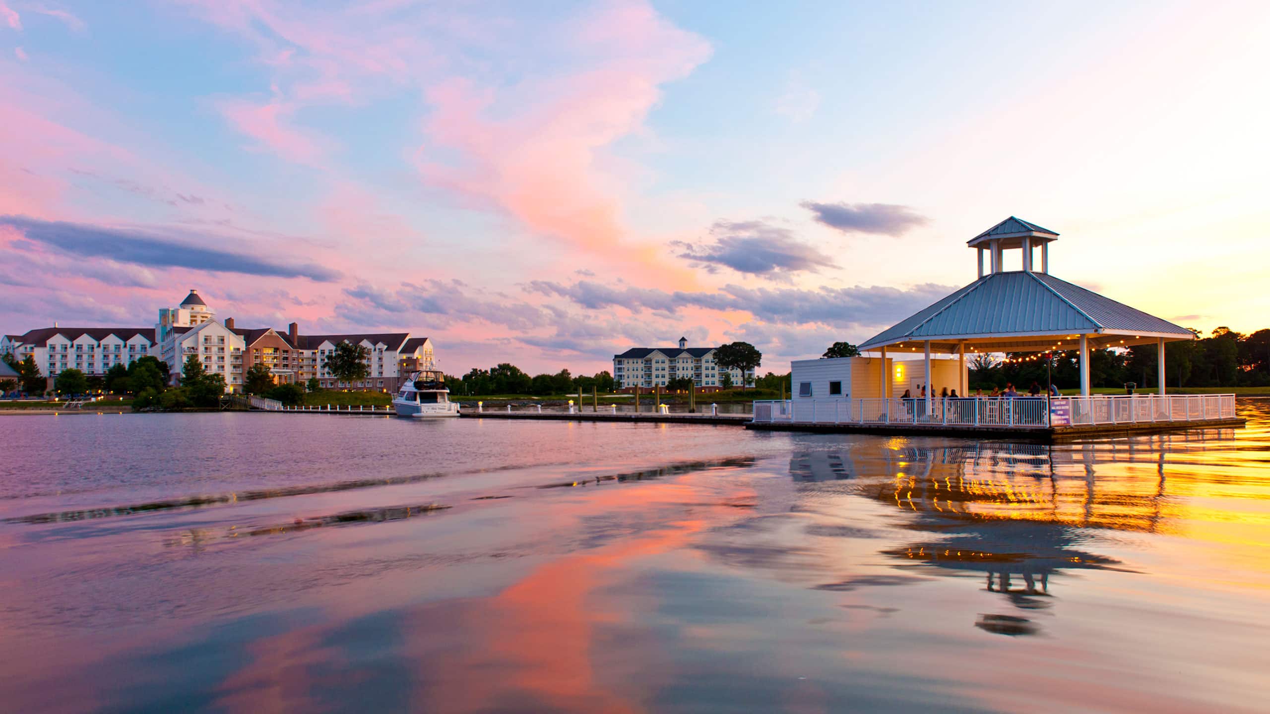 Hyatt Regency Chesapeake Bay Golf Resort, Spa and Marina Choptank River Breakwater Pavilion Sunset