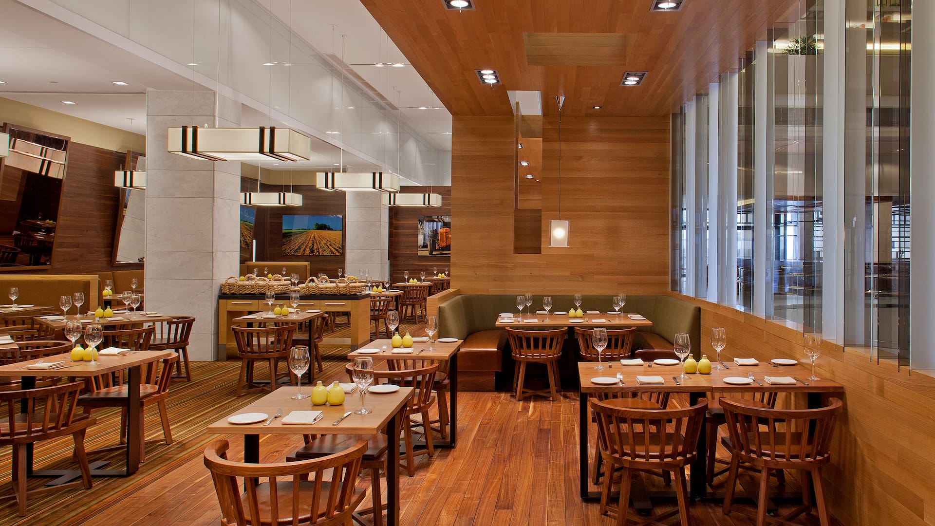 Hyatt Regency Atlanta Sway Restaurant
