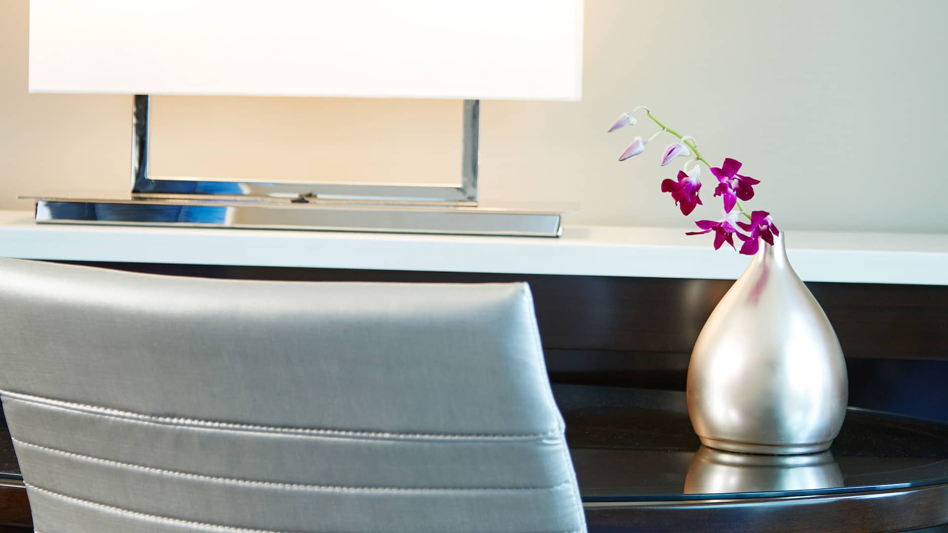 Hyatt Regency Atlanta Perimeter at Villa Christina King Desk