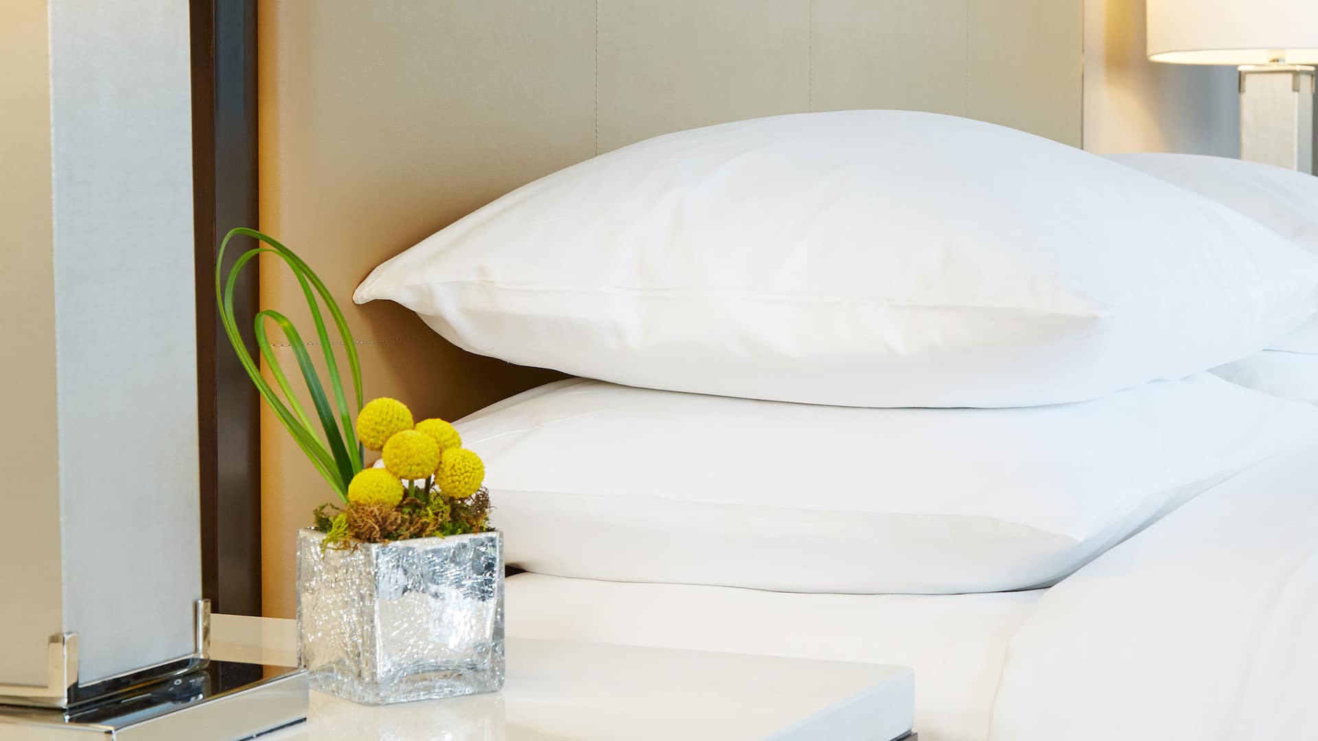 Hyatt Regency Atlanta Perimeter at Villa Christina Villa Suite Bed