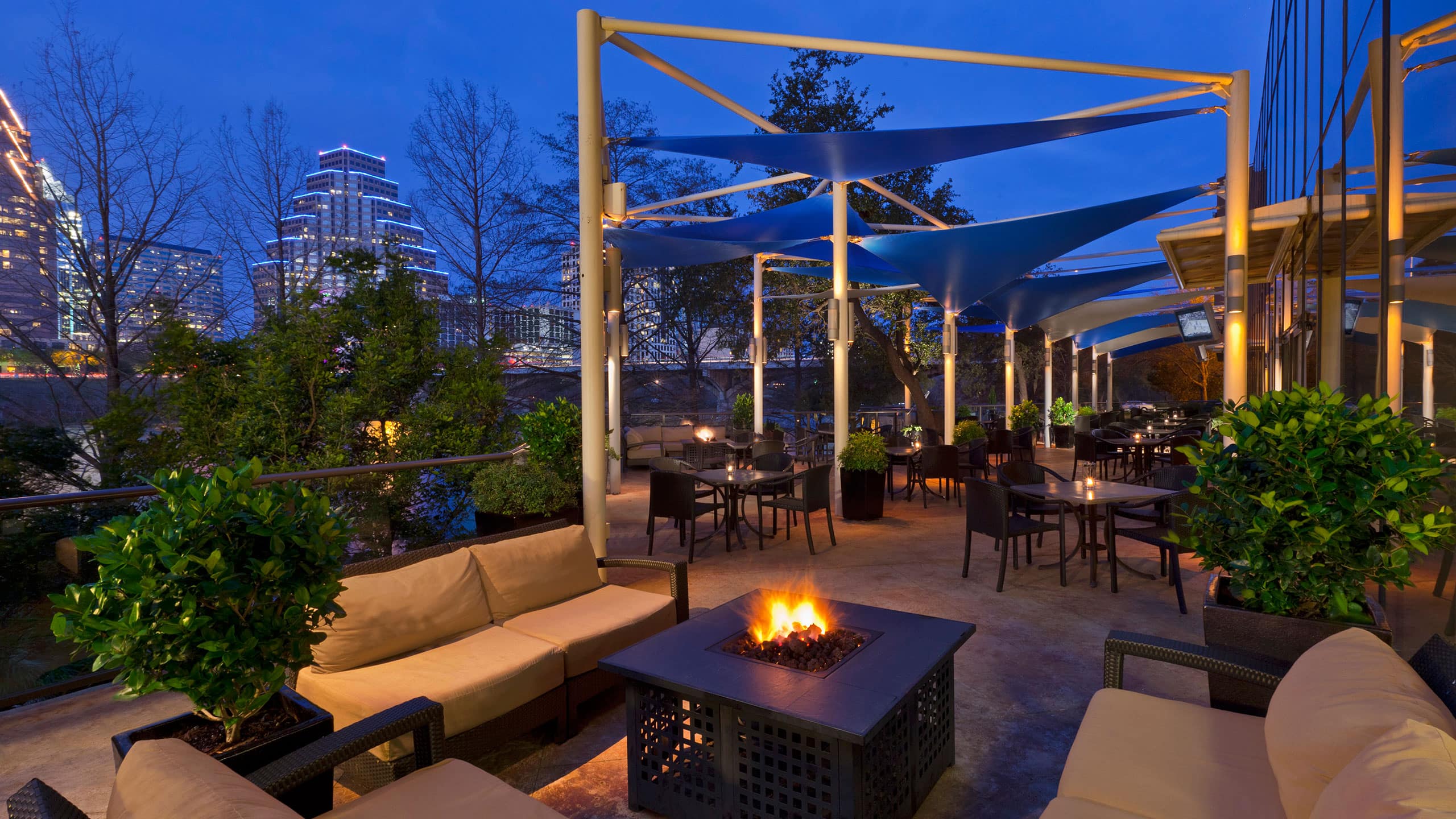 Hyatt Regency Austin Outdoor Terrace