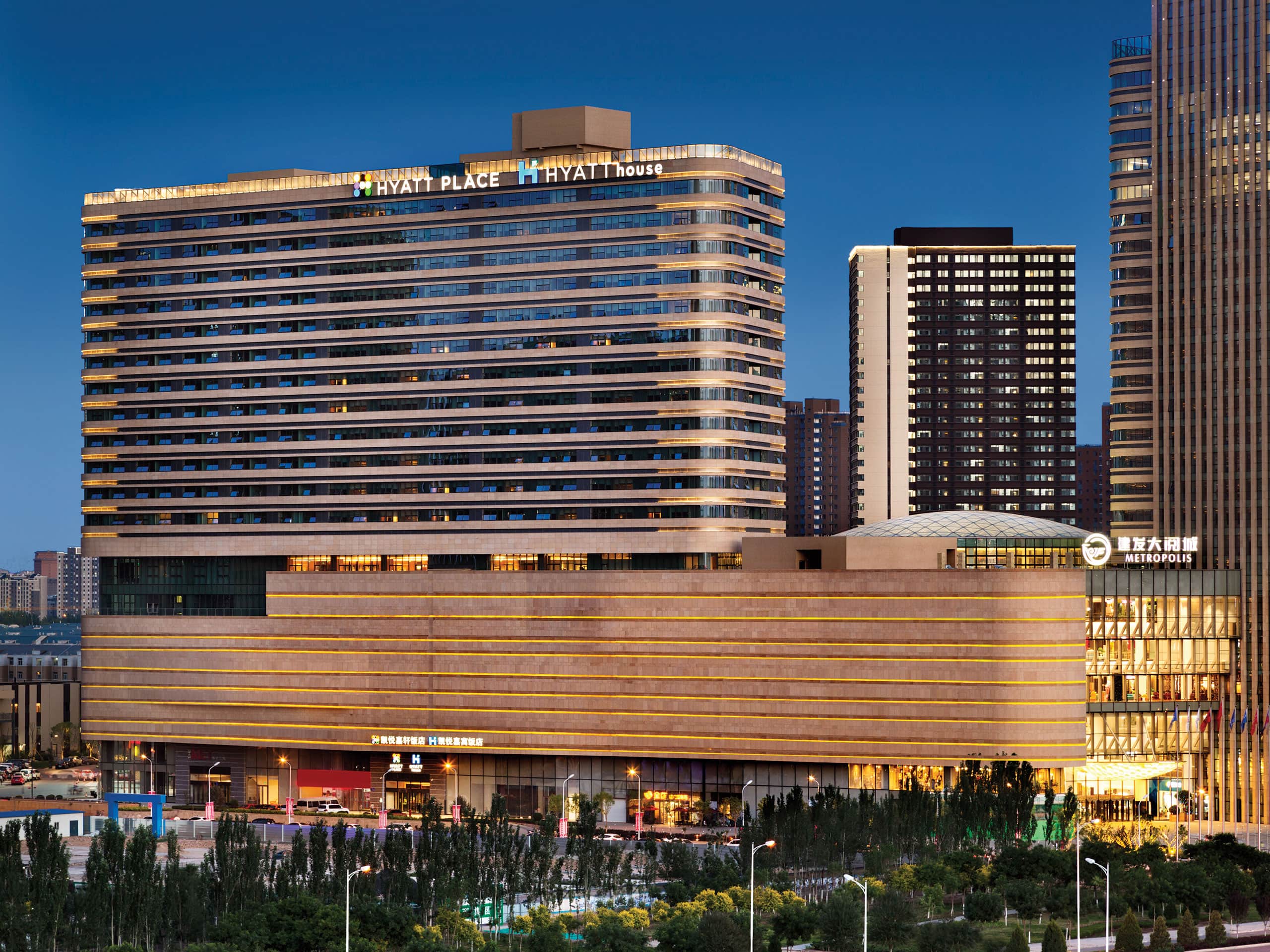 银川阅彩城凯悦嘉轩酒店