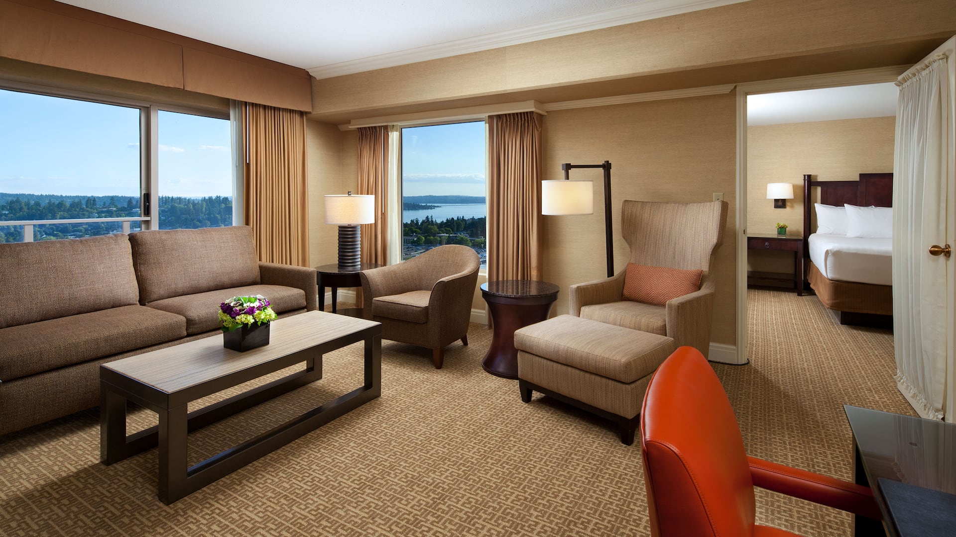Hyatt Regency Bellevue on Seattle's Eastside Executive Suite