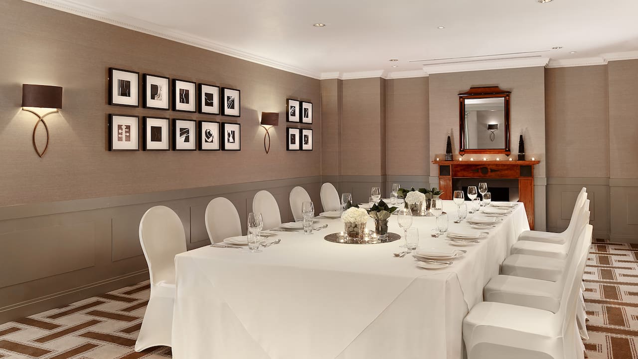 Private Dinner set up at Hyatt Regency Birmingham meeting room
