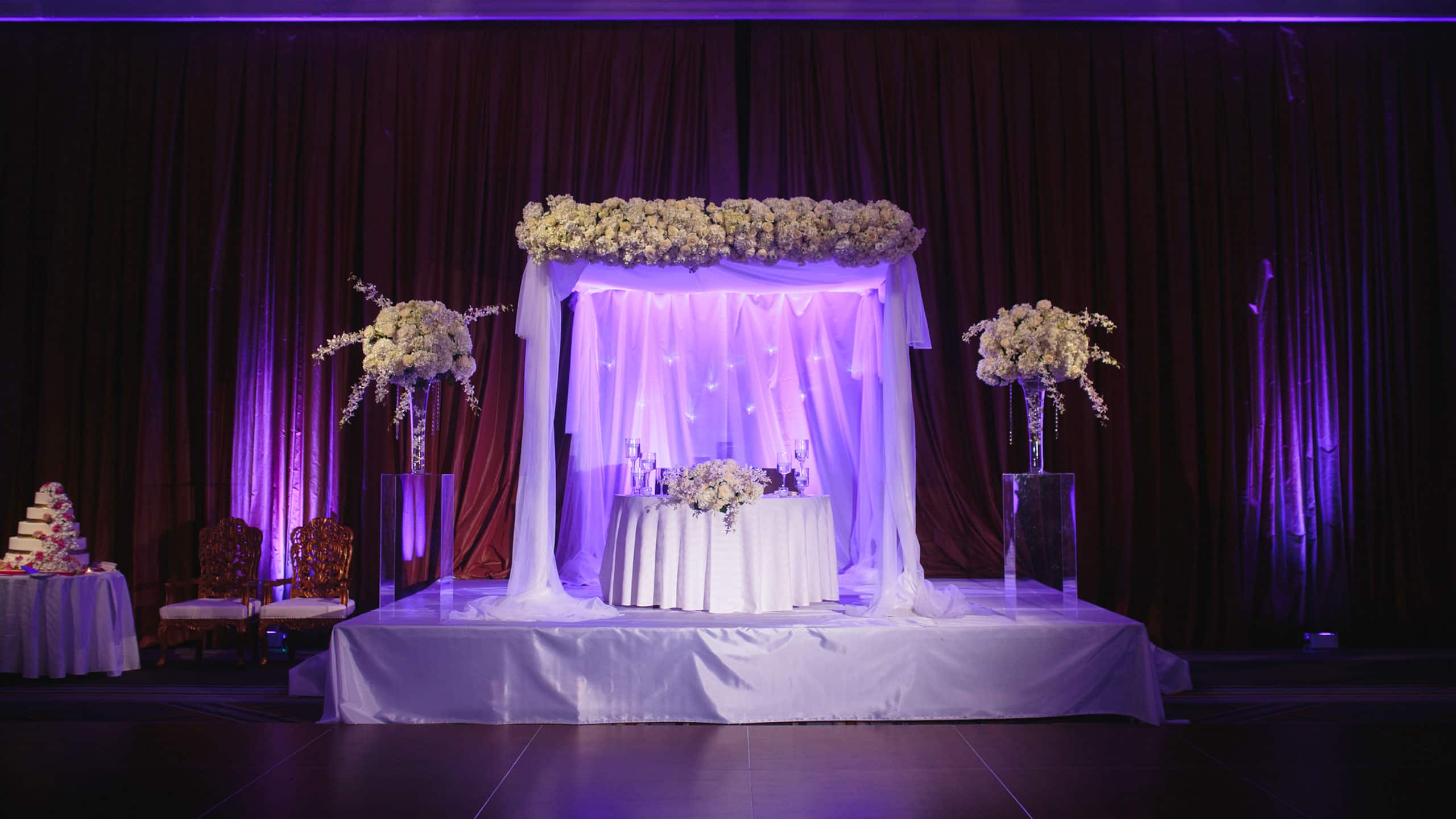 Hyatt Grand Central New York Wedding Sweetheart Table