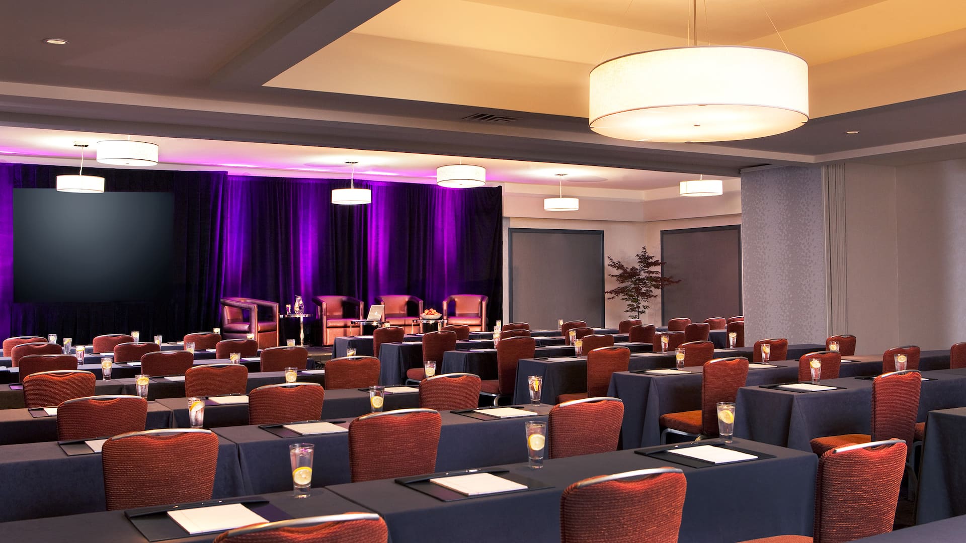 1 of 3 Hyatt Regency Boston Marthas Vineyard Classroom