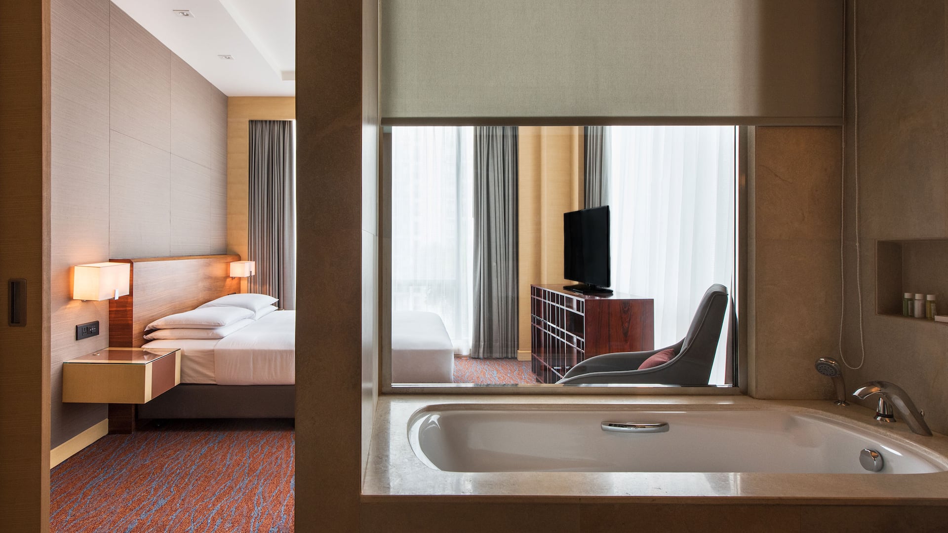 Hyatt Regency Lucknow Suite Bedroom