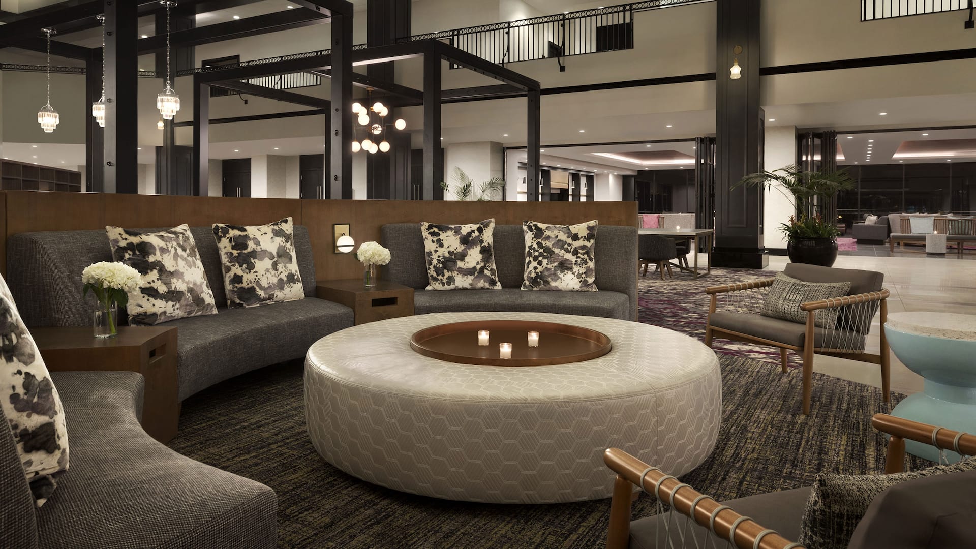 Hyatt Regency Savannah Lobby