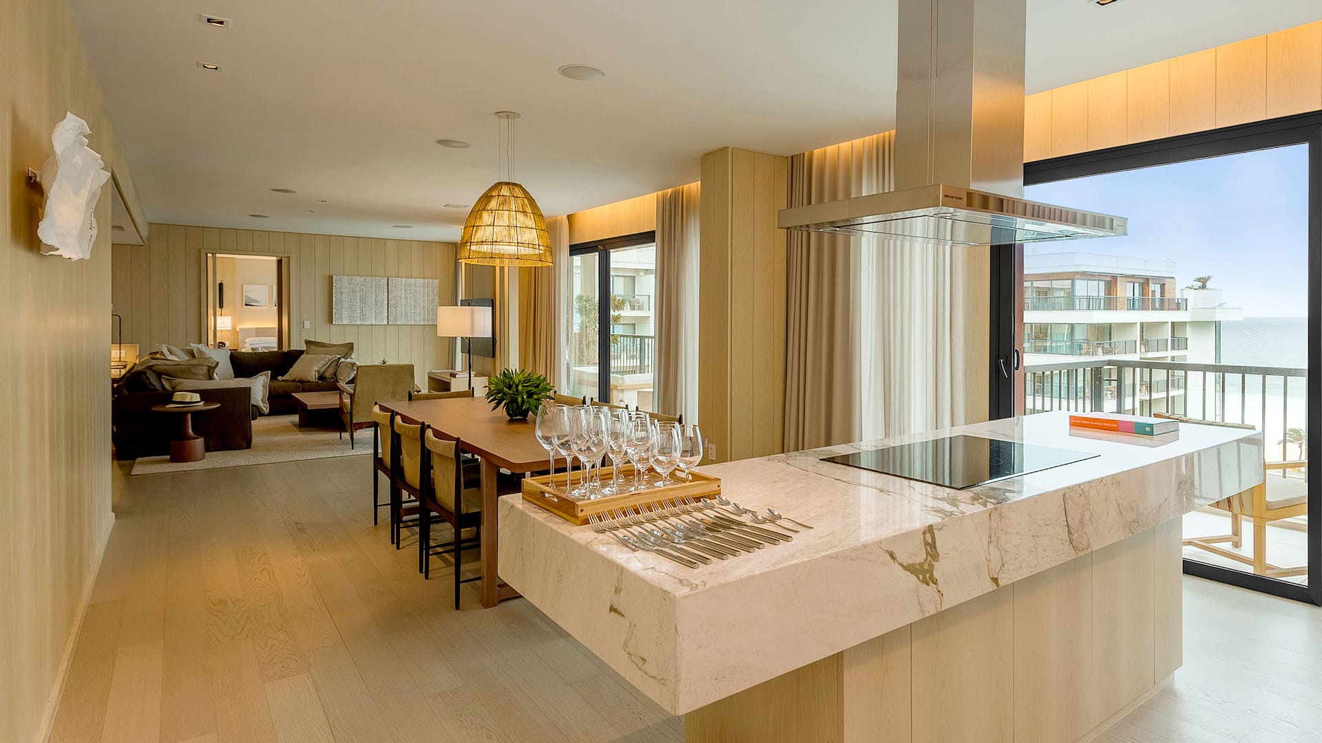 8 de 8 Presidential Living Room New