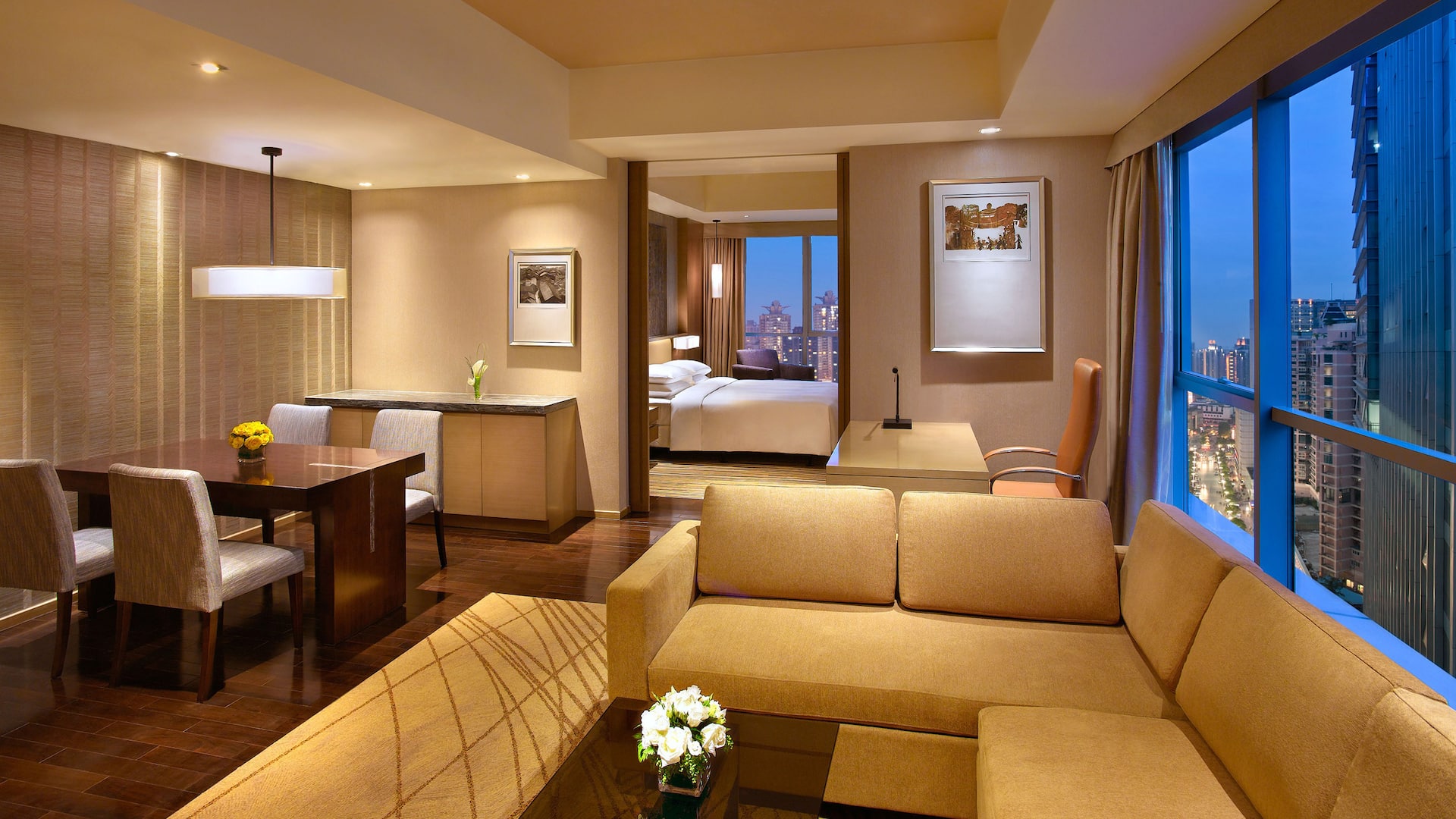 Hyatt Regency Chongqing Regency Suite Living Room