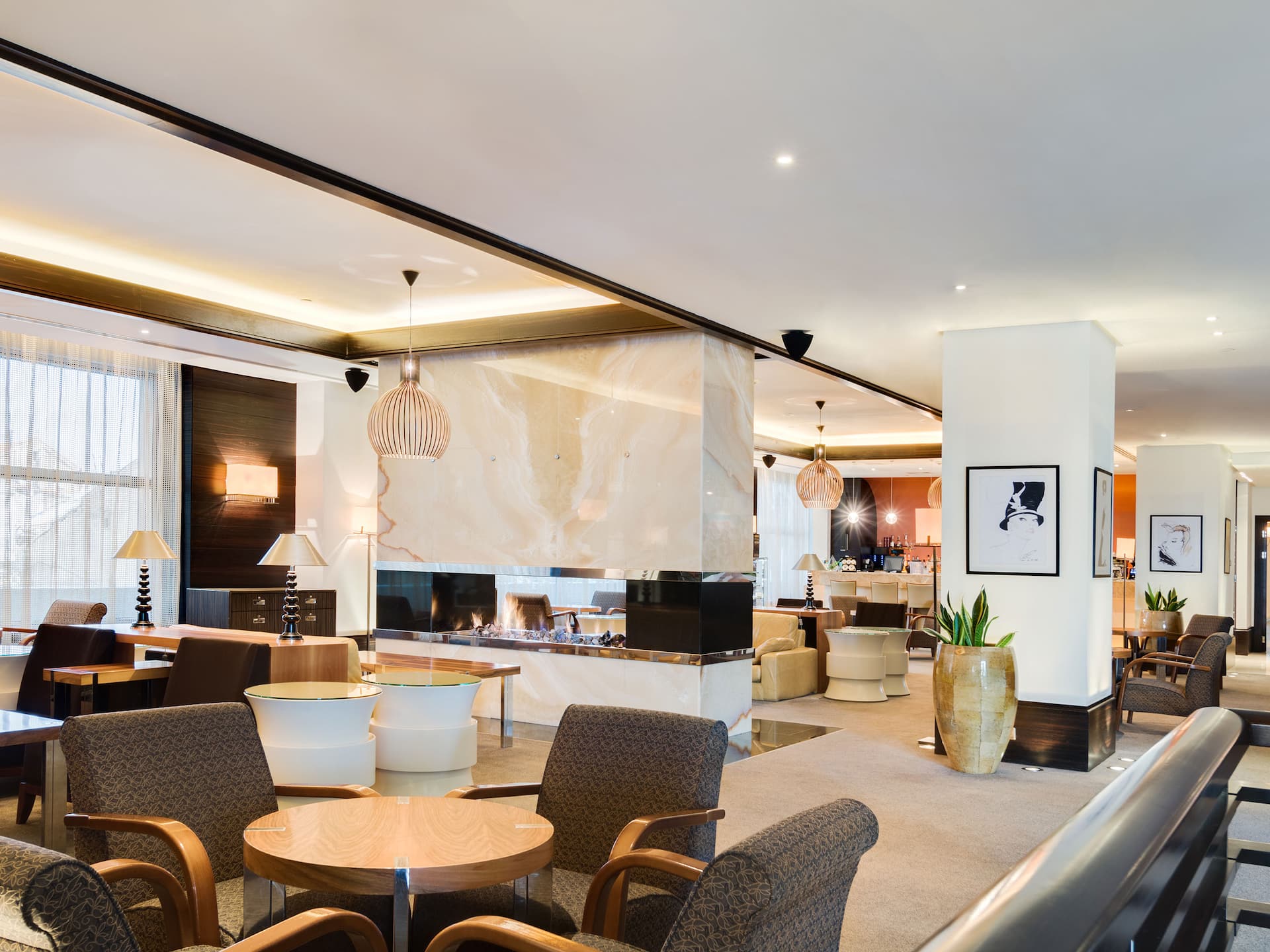 Hyatt Regency Kyiv Lobby Lounge