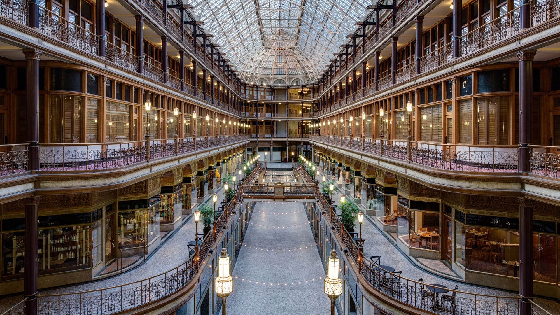 Historic Hotel in Downtown Cleveland, OH | Hyatt Regency Cleveland