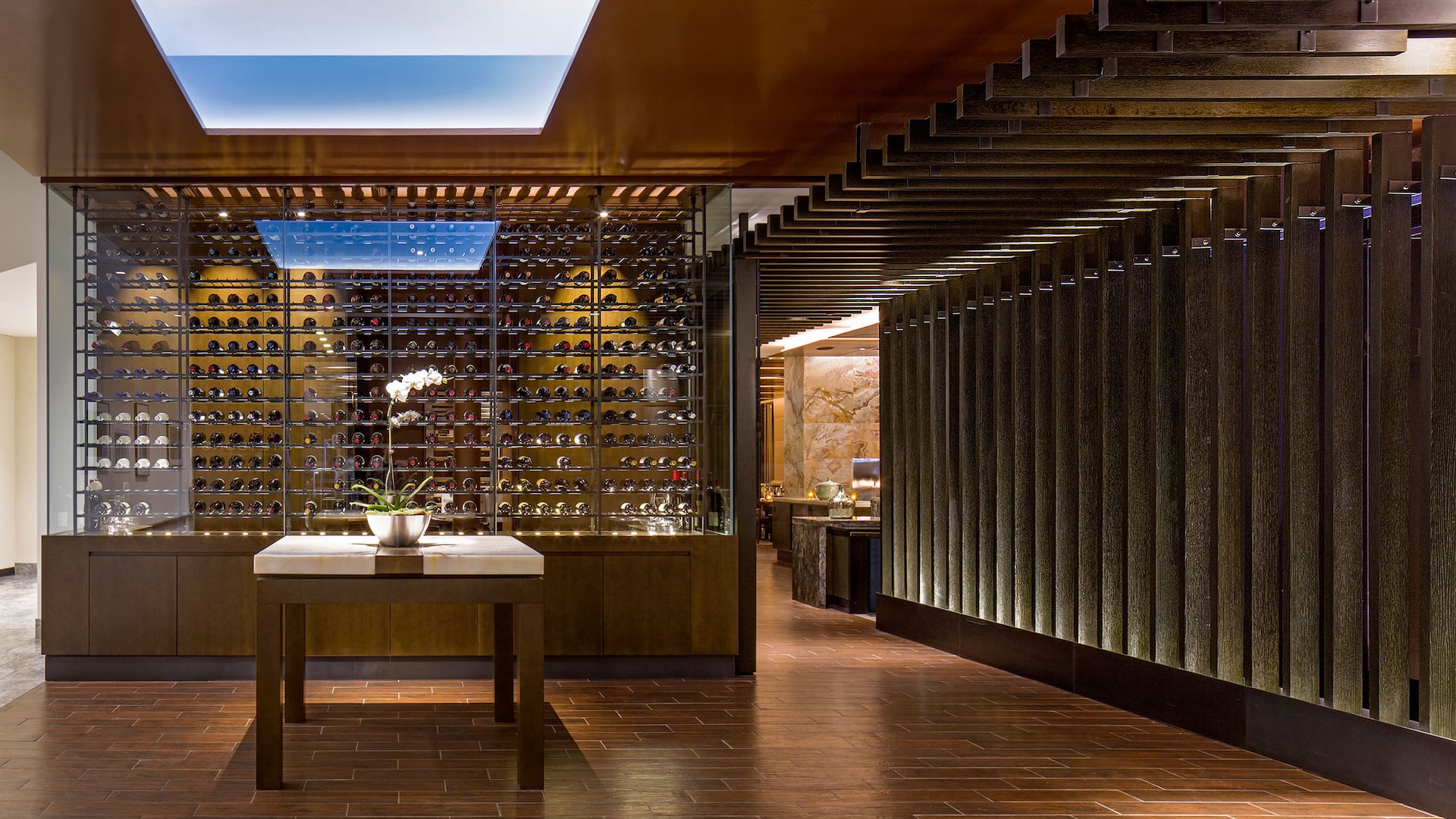 Hyatt Regency Chicago Stetsons Host Stand