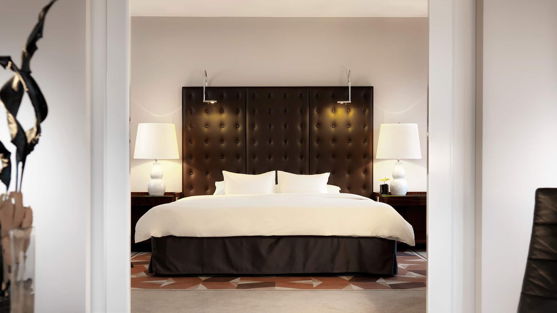 Bedroom of a suite in the Hyatt Regency Cologne