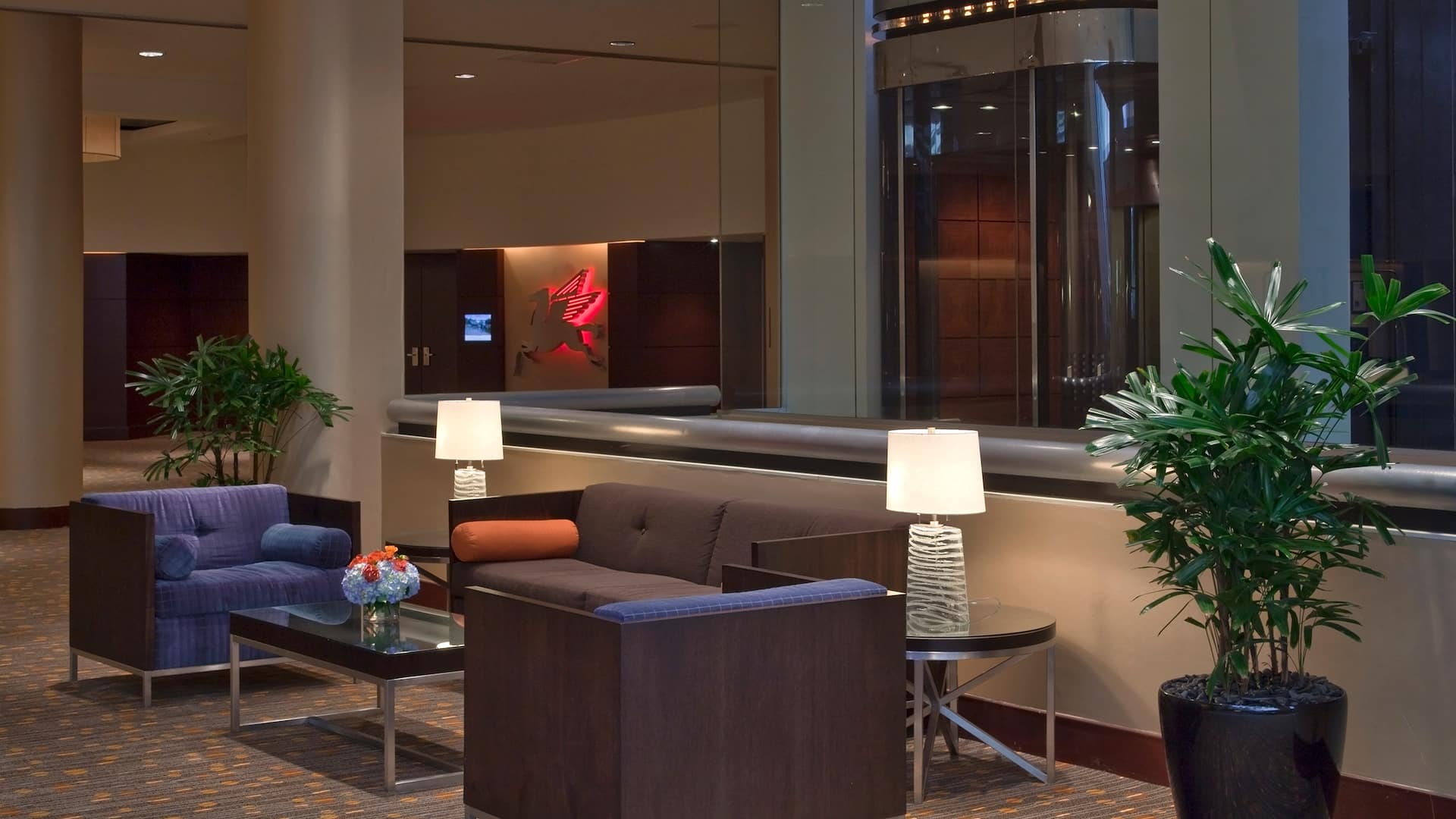 Hyatt Regency Dallas Lobby Seating