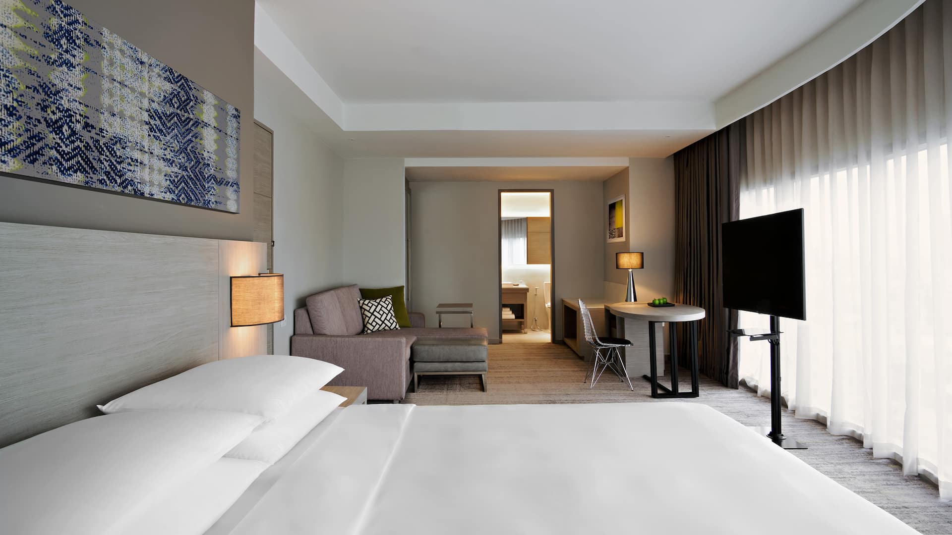 1/3 Hyatt Place Bangkok Sukhumvit Specialty View King Room