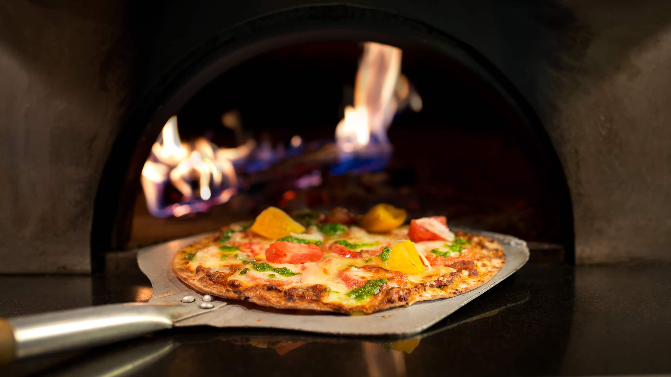 Hyatt Regency Dallas Parrinos Woodfire Oven Pizza
