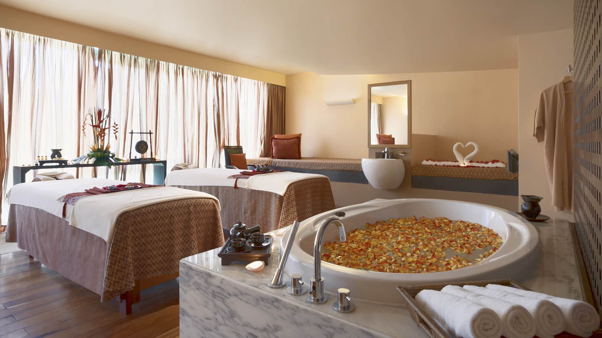 Hyatt Regency Dar es Salaam, The Kilimanjaro Spa